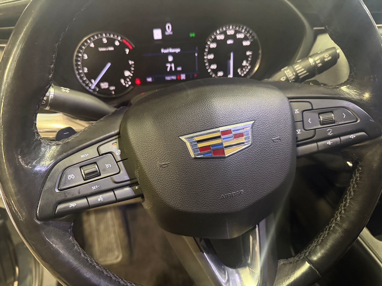 Thumbnail: 2019 Cadillac XT4 - 4