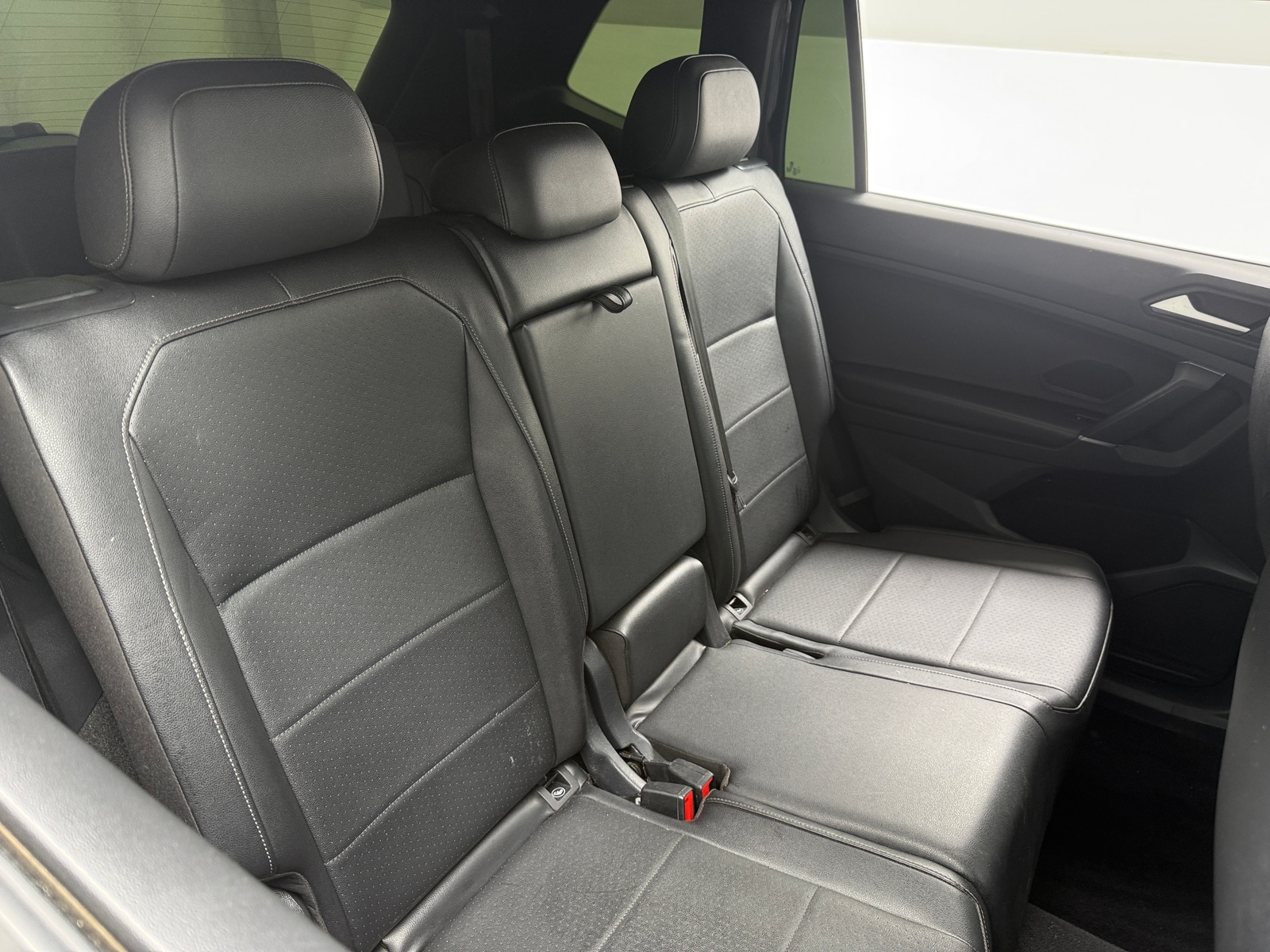 Thumbnail: 2020 Volkswagen Tiguan - 5