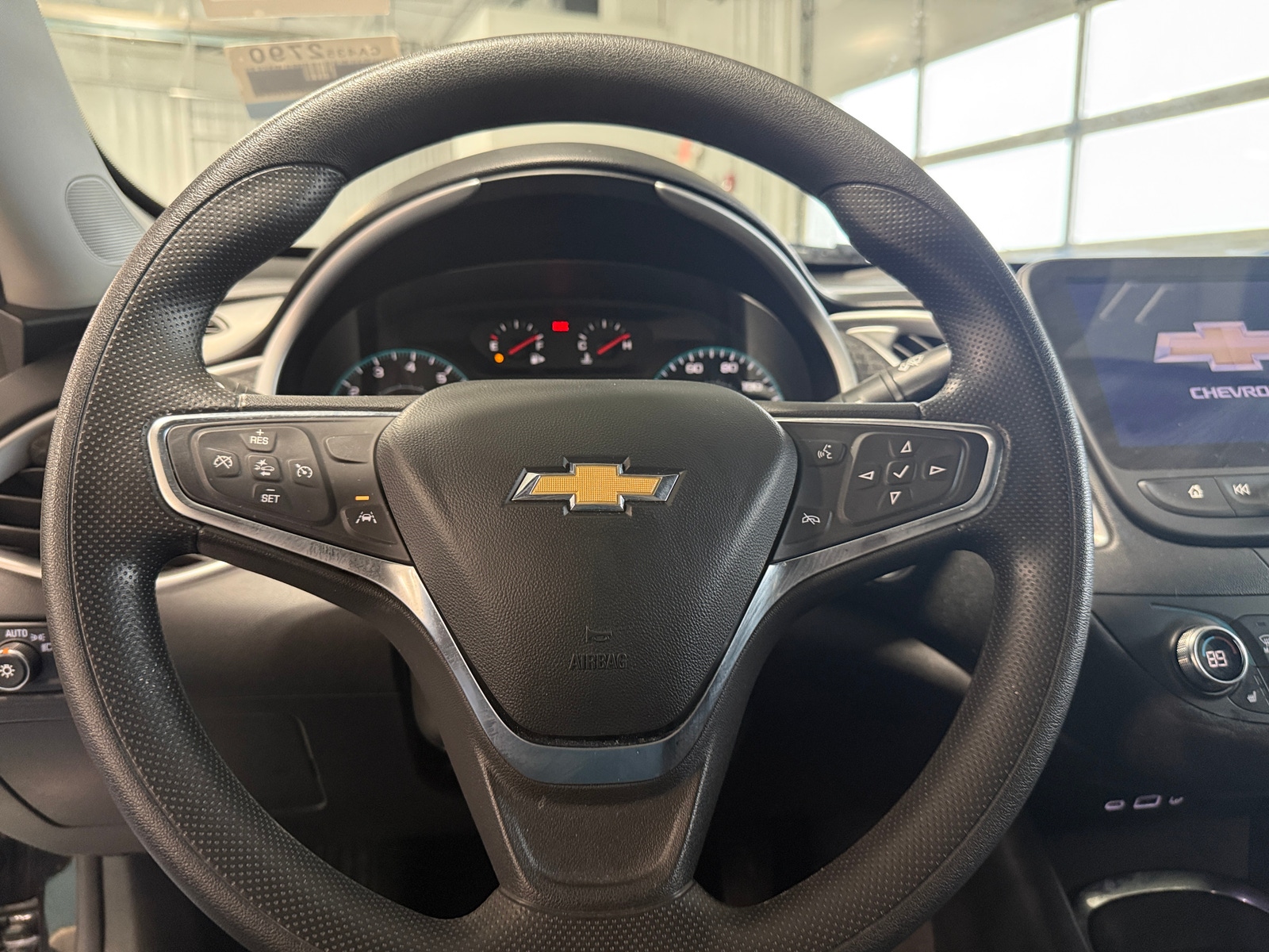 Thumbnail: 2024 Chevrolet Malibu - 5