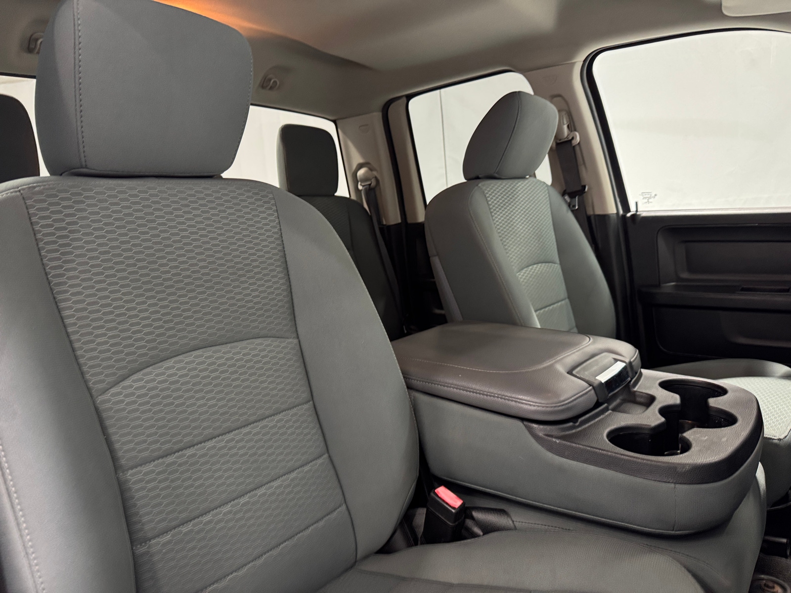 Thumbnail: 2019 RAM 1500 Classic - 2