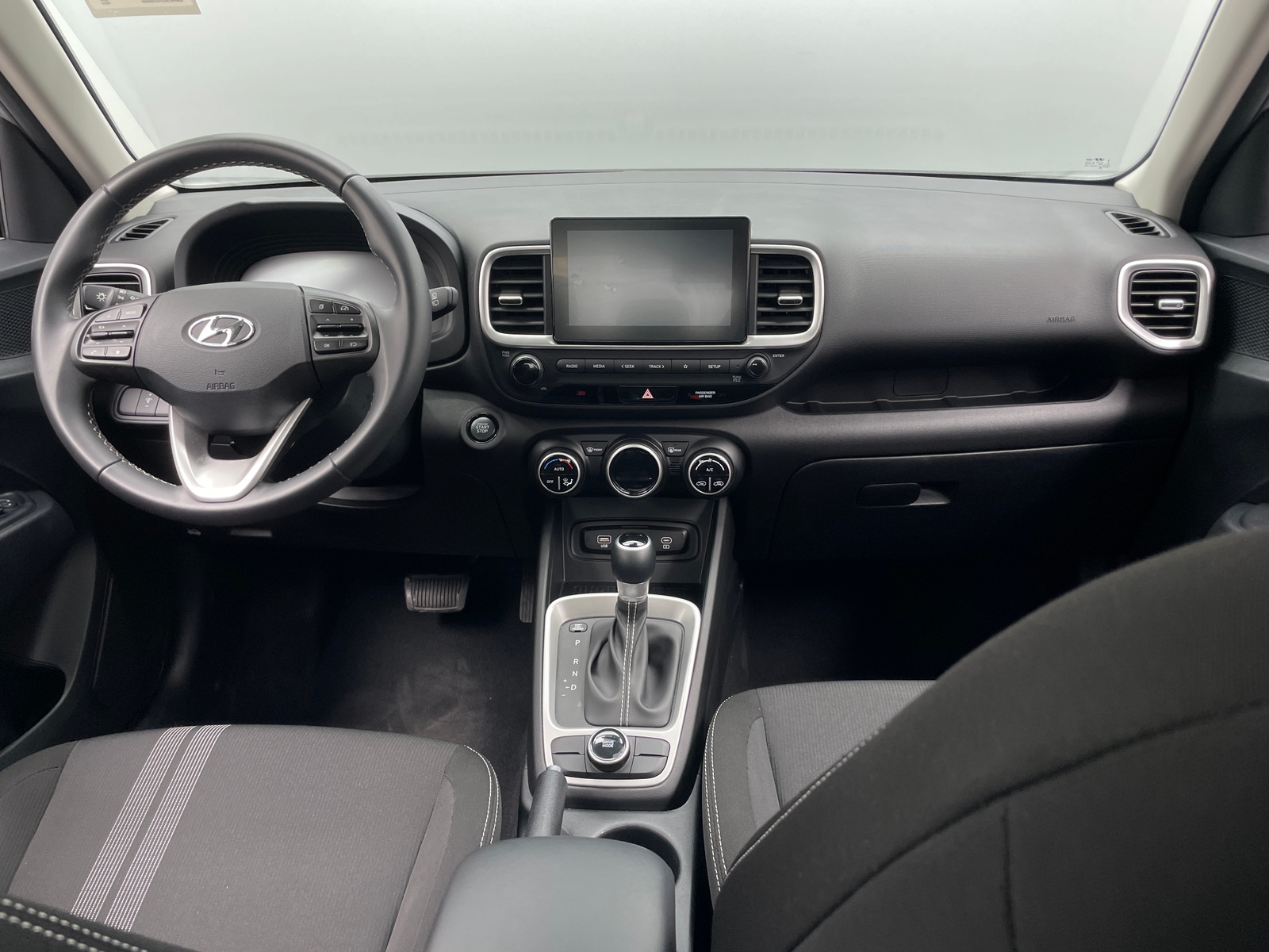 Thumbnail: 2025 Hyundai Venue - 3