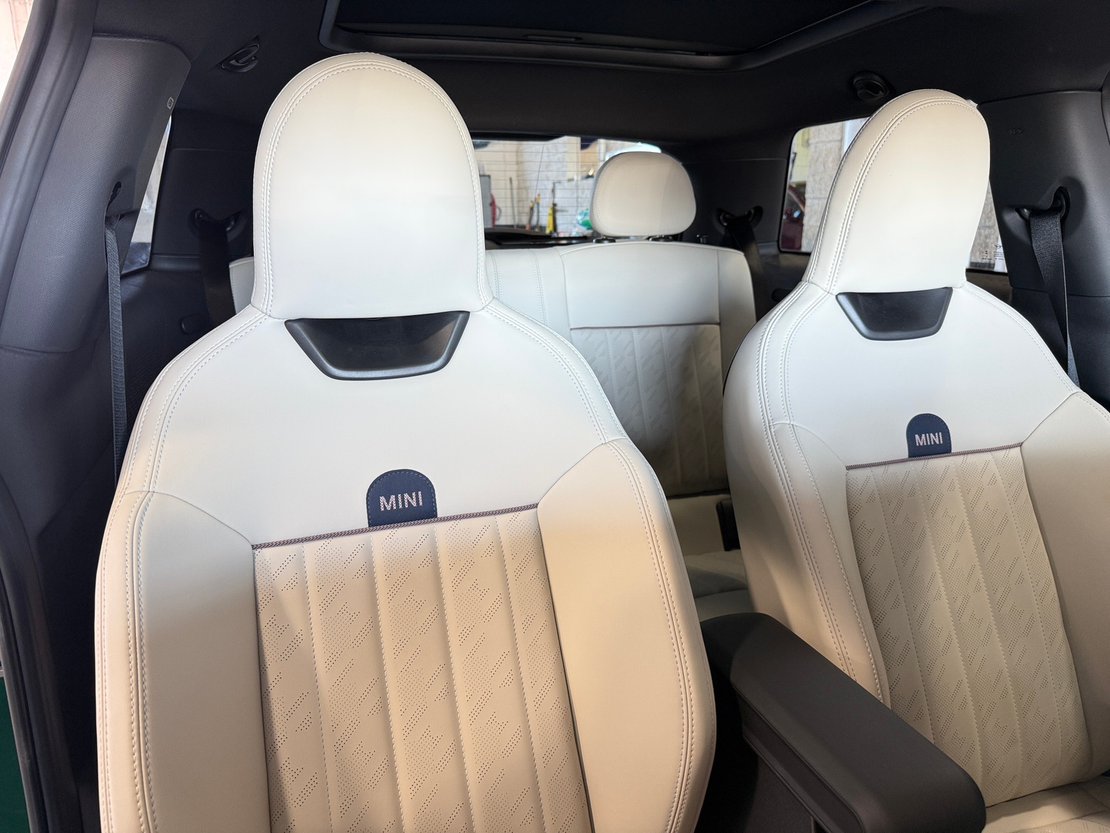 Thumbnail: 2025 MINI Cooper Hardtop - 2