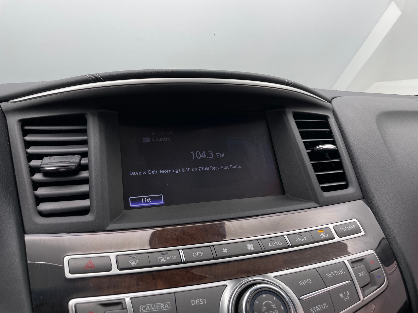 Thumbnail: 2016 INFINITI QX60 - 3