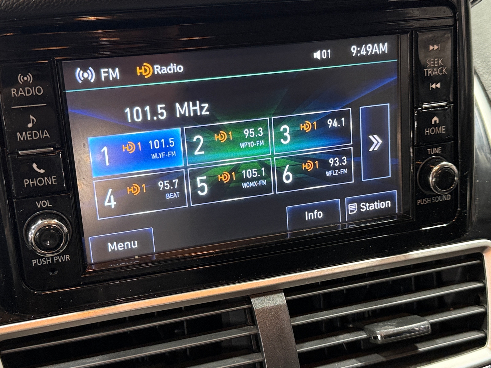 Thumbnail: 2020 Mitsubishi Eclipse Cross - 4