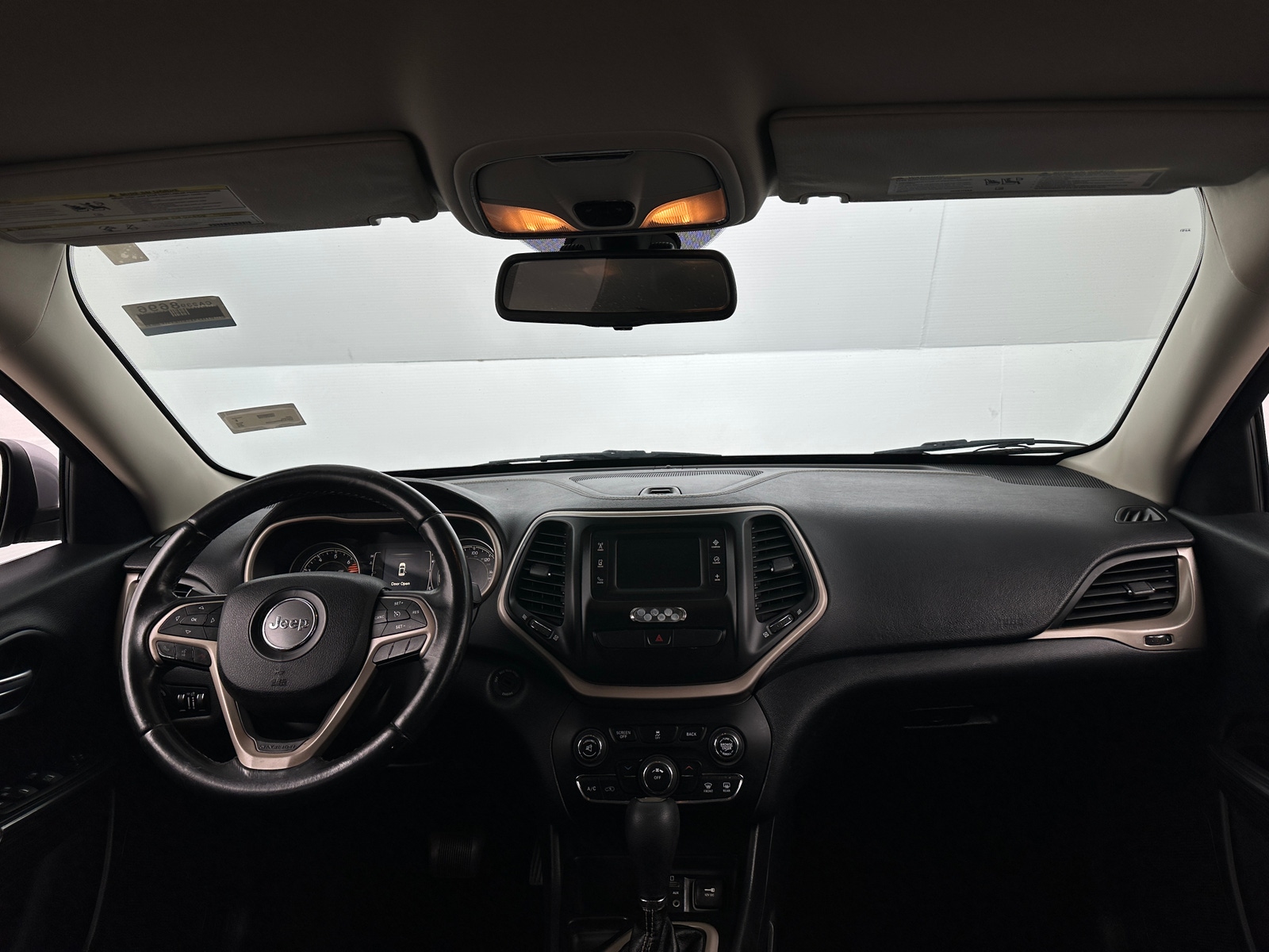 Thumbnail: 2016 Jeep Cherokee - 3