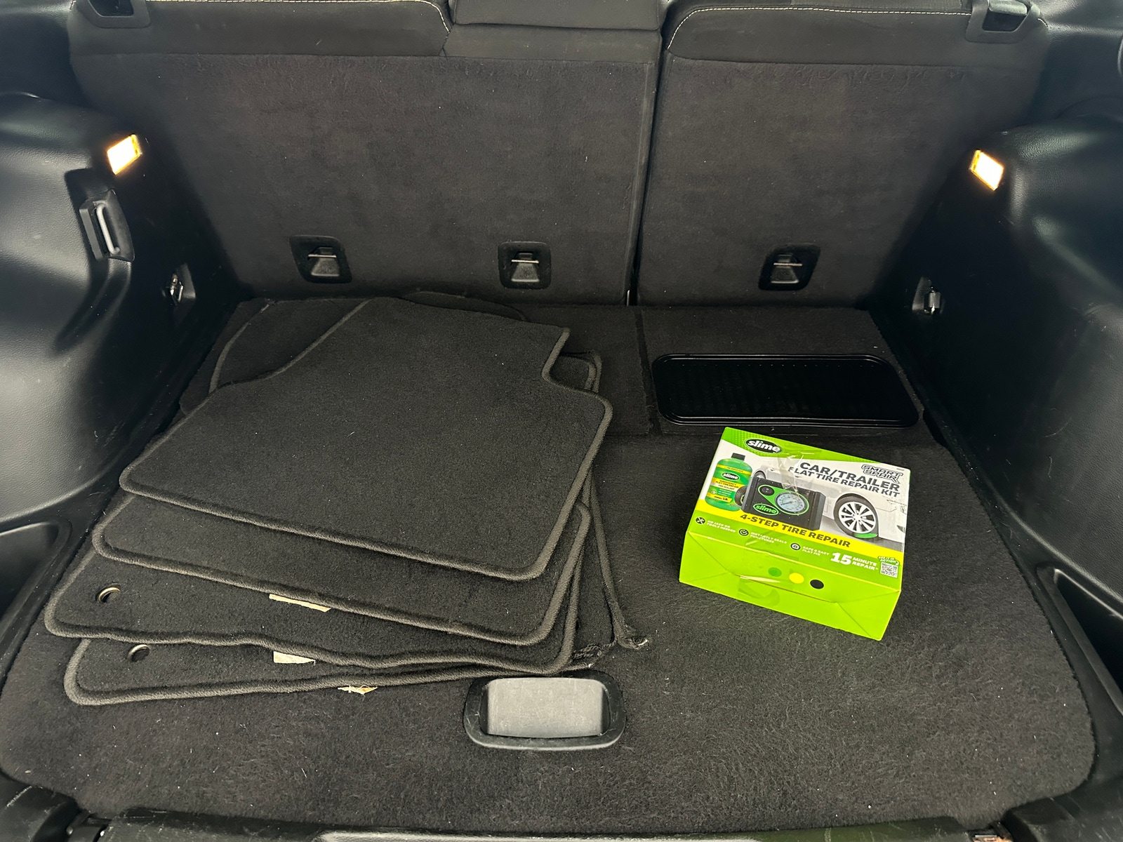 Thumbnail: 2016 Jeep Cherokee - 7