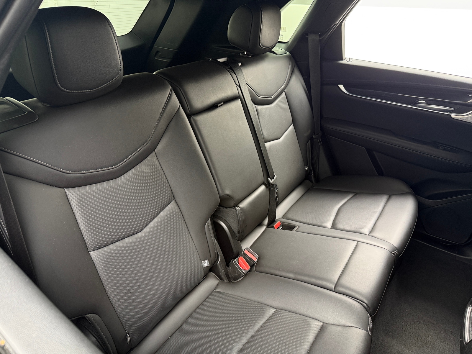 Thumbnail: 2023 Cadillac XT5 - 5