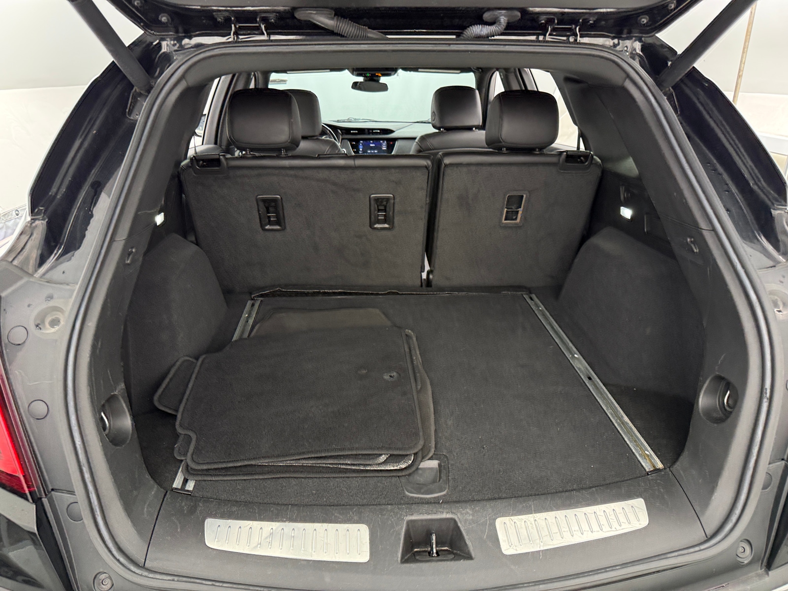 Thumbnail: 2023 Cadillac XT5 - 6