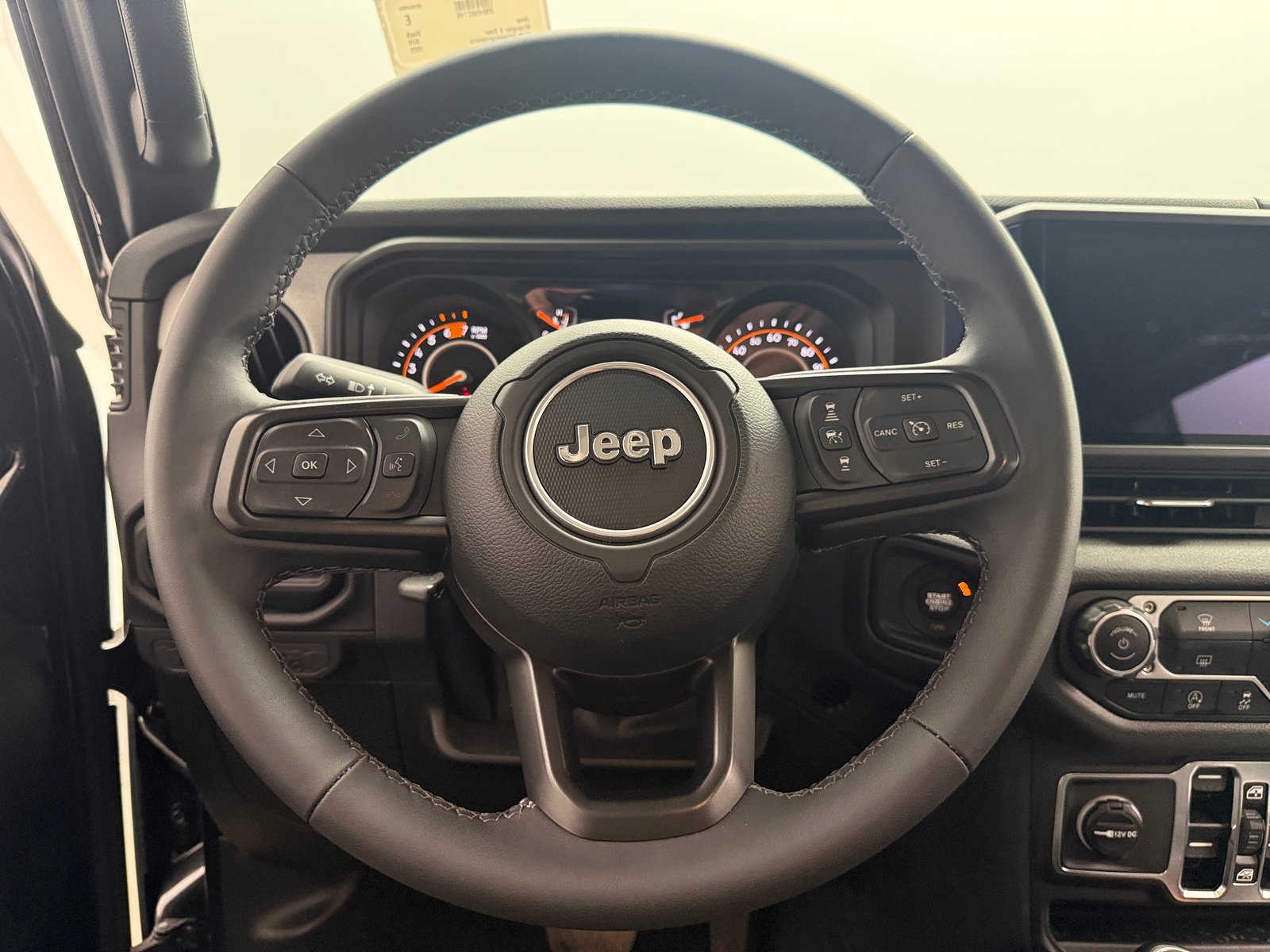 Thumbnail: 2025 Jeep Wrangler - 5