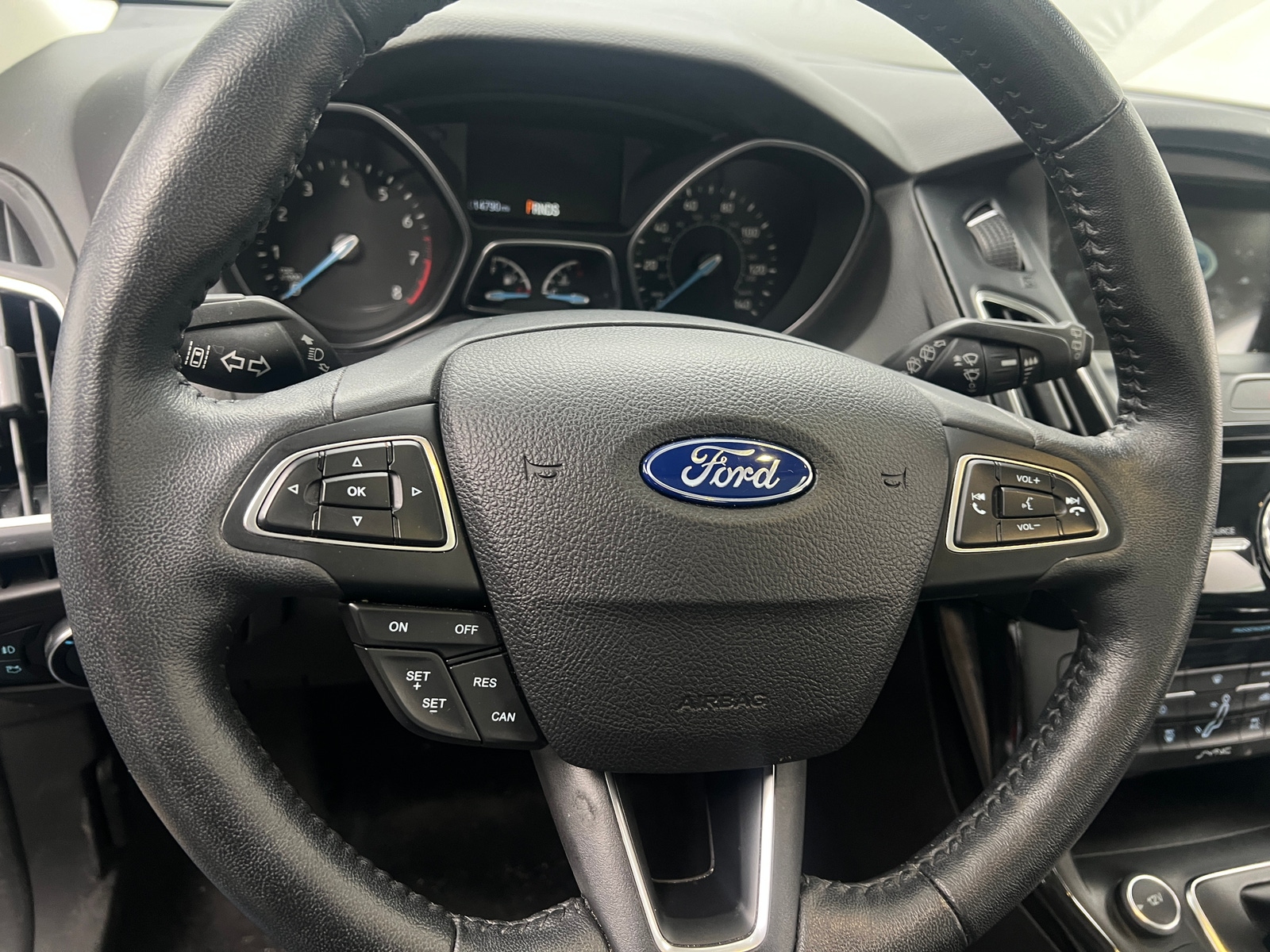 Thumbnail: 2016 Ford Focus - 4