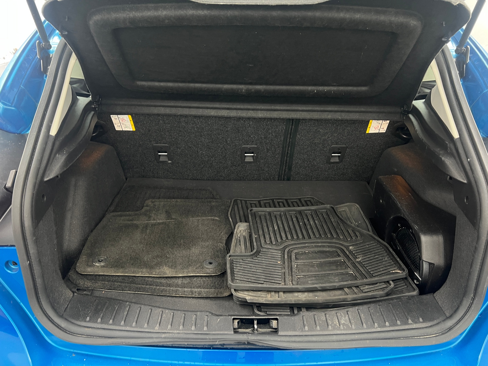 Thumbnail: 2016 Ford Focus - 6