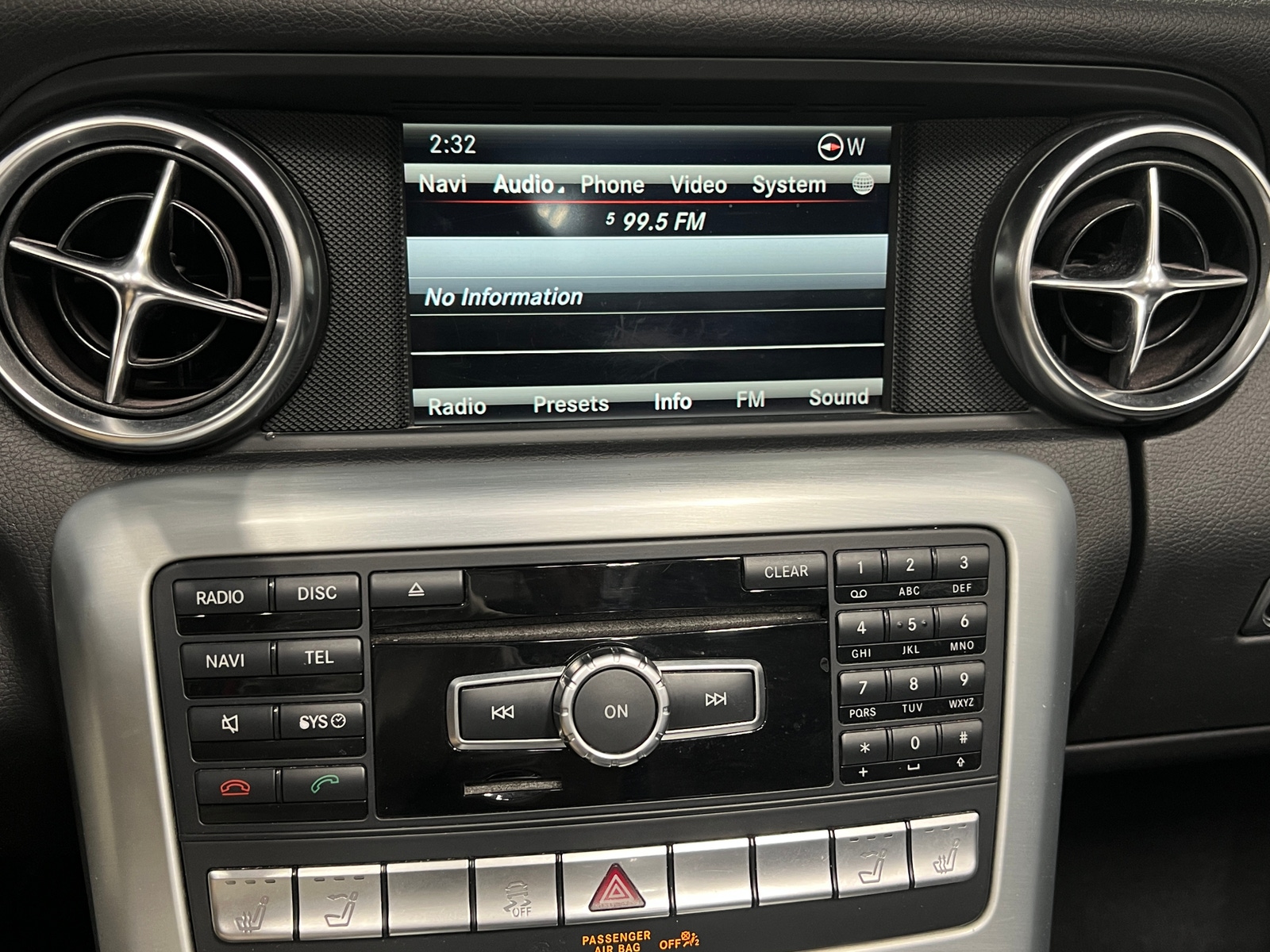 Thumbnail: 2015 Mercedes-Benz SLK - 3