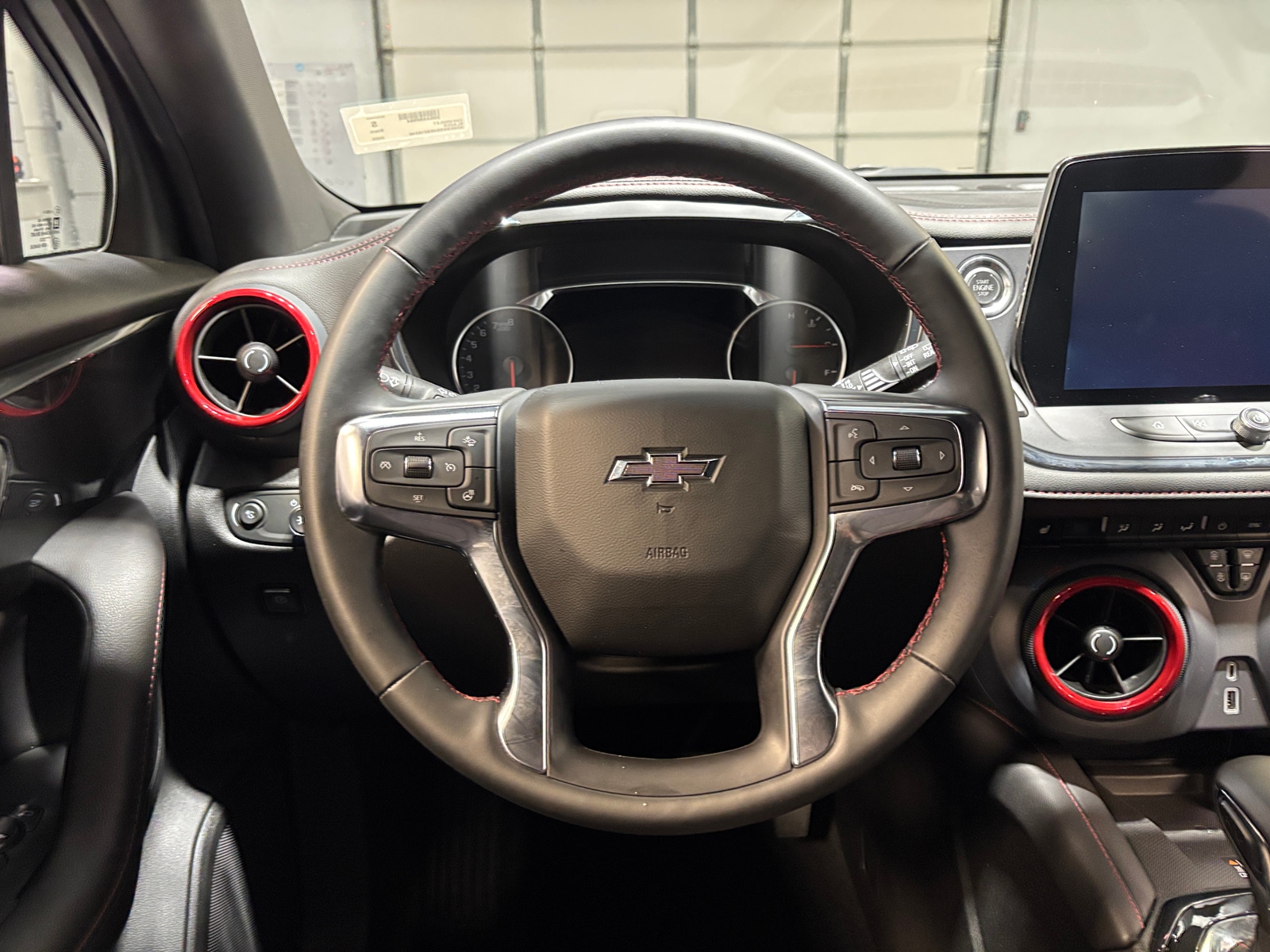 Thumbnail: 2025 Chevrolet Blazer - 4