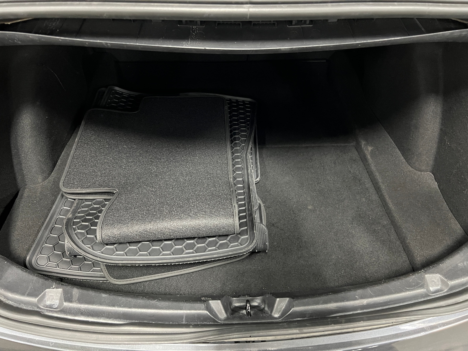 Thumbnail: 2018 Tesla Model 3 - 6