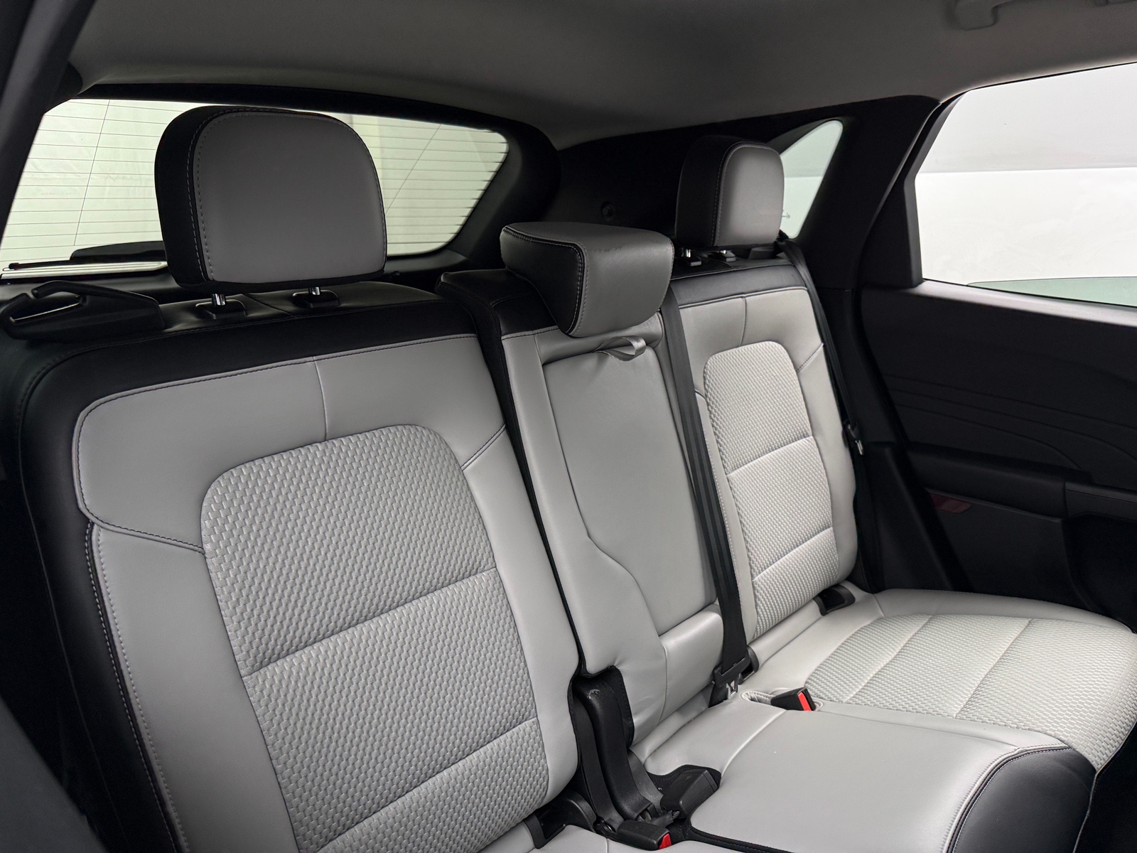 Thumbnail: 2023 Ford Escape - 6