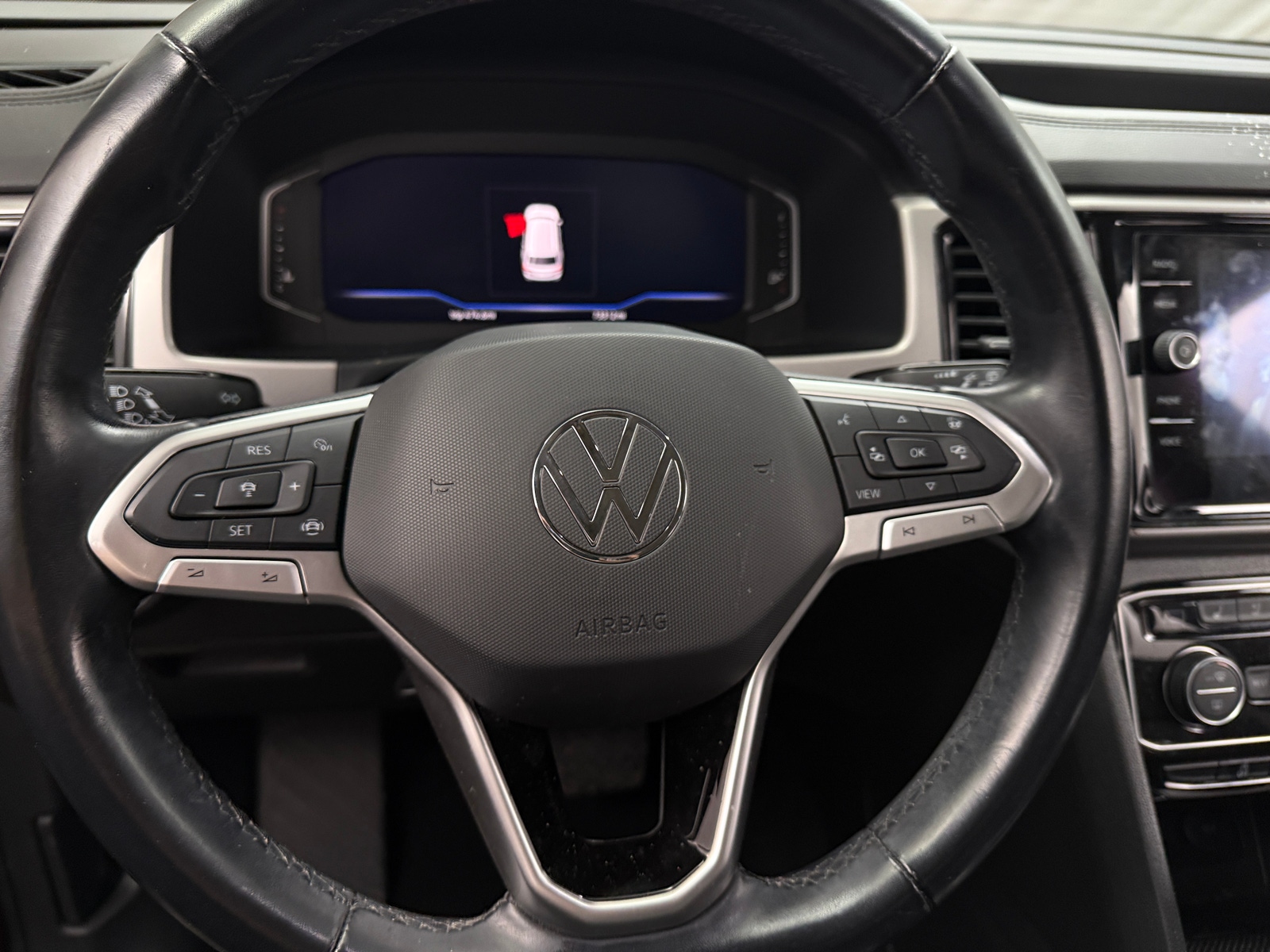 Thumbnail: 2021 Volkswagen Atlas - 4