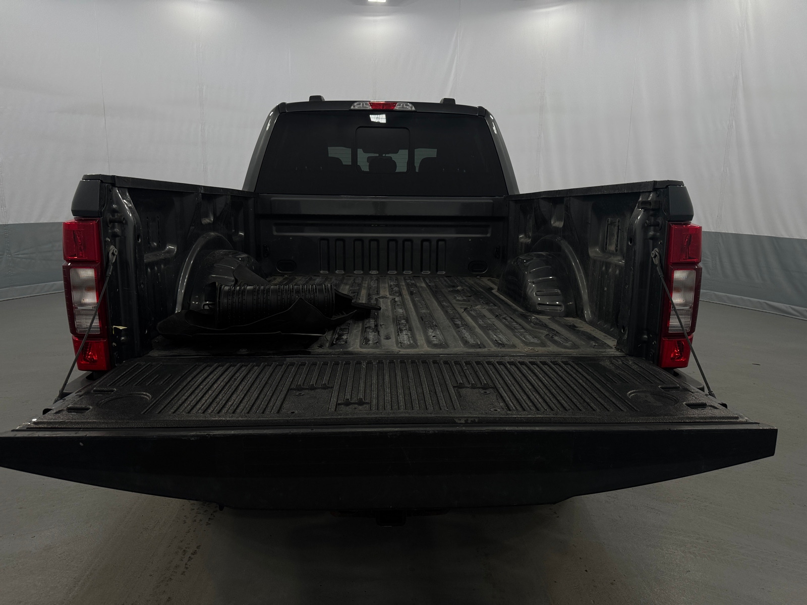 Thumbnail: 2020 Ford Econoline - 6