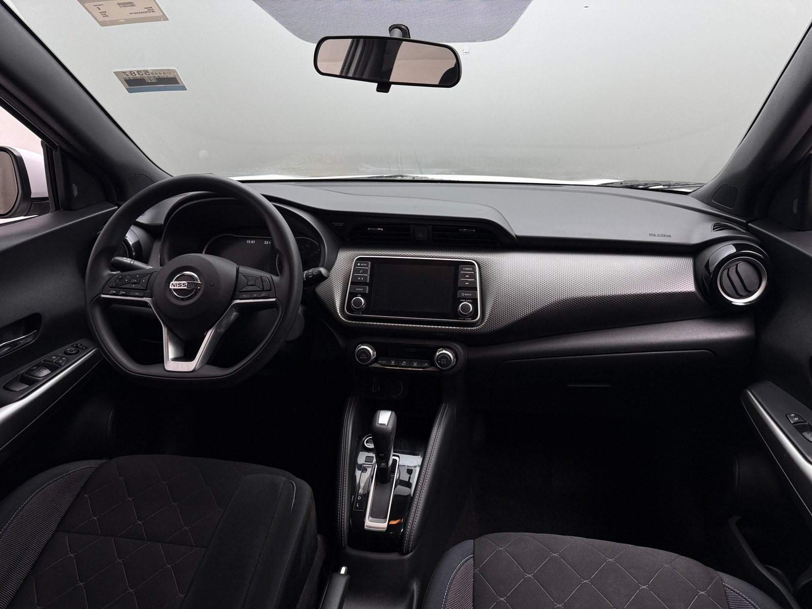 Thumbnail: 2018 Nissan Kicks - 3