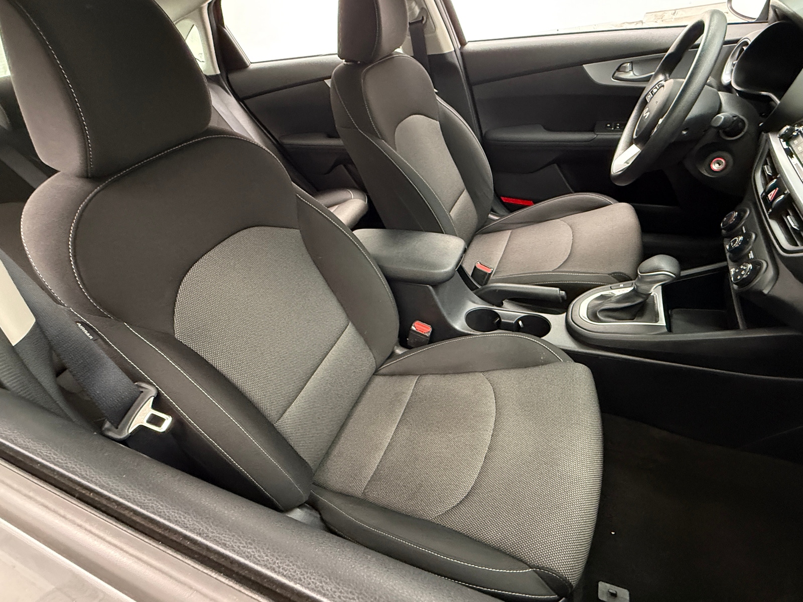 Thumbnail: 2024 Kia Forte - 2