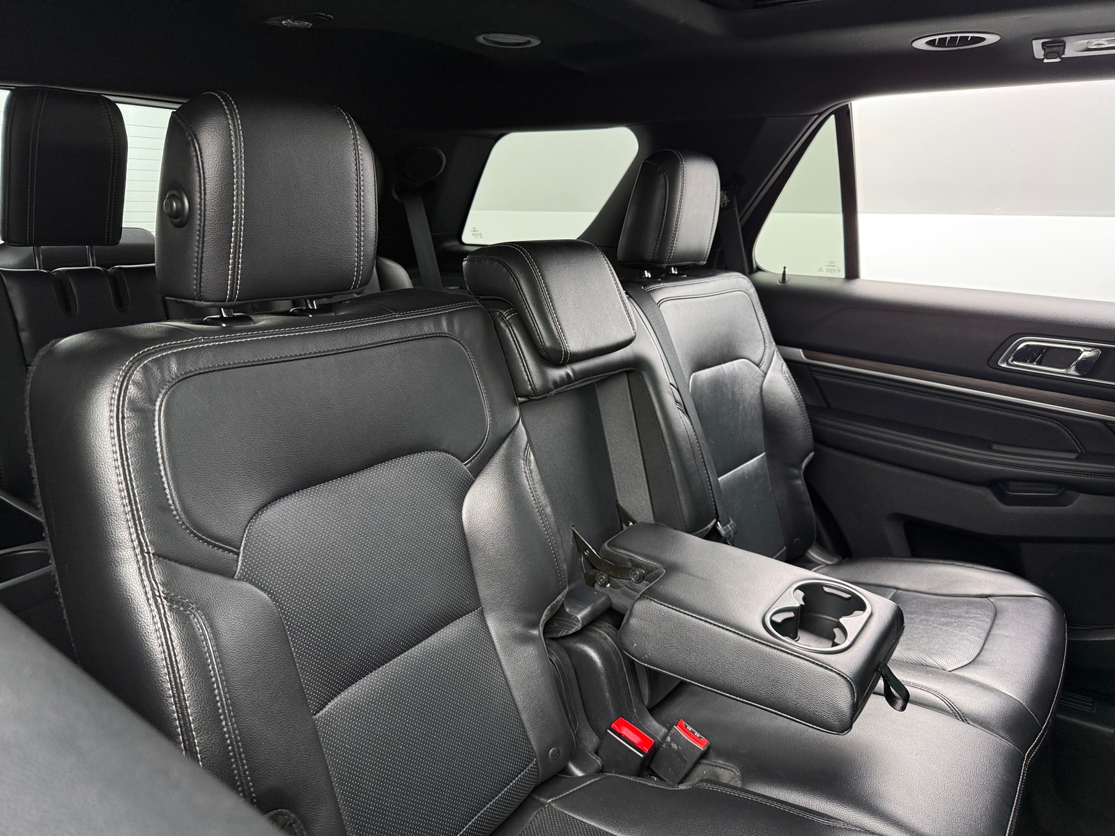 Thumbnail: 2017 Ford Explorer - 5