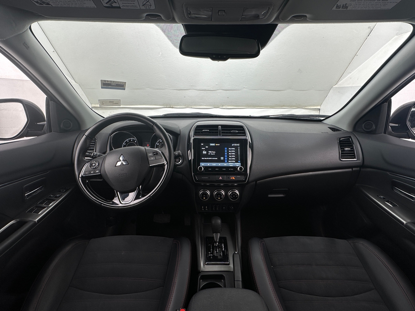 Thumbnail: 2024 Mitsubishi Outlander Sport - 2