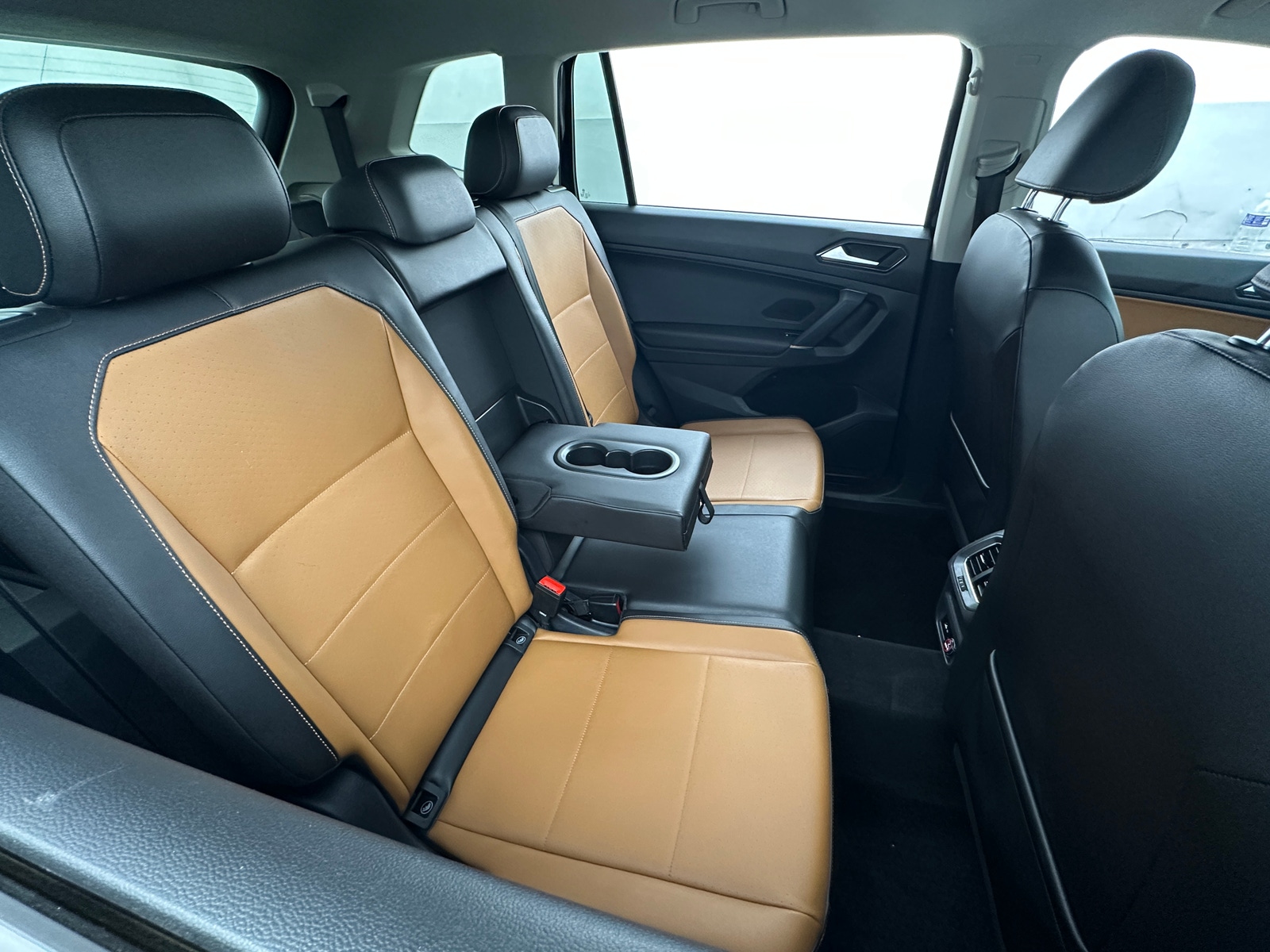 Thumbnail: 2018 Volkswagen Tiguan - 5