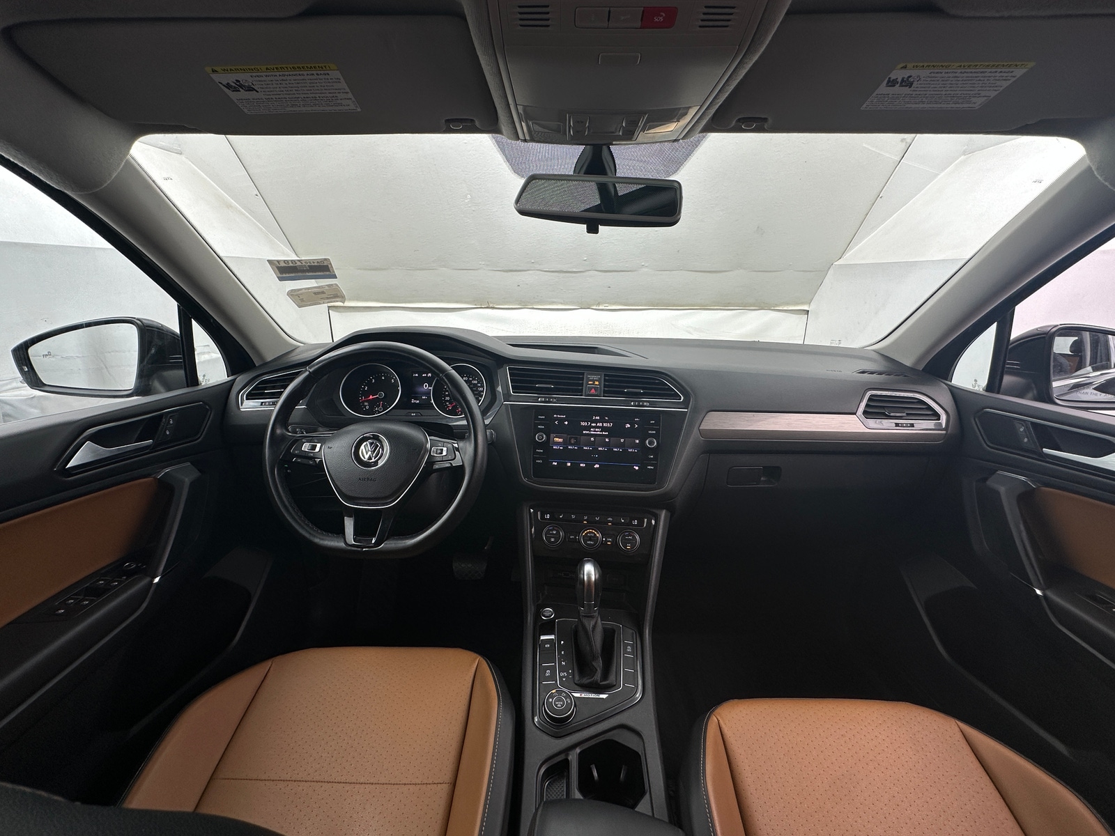 Thumbnail: 2018 Volkswagen Tiguan - 2