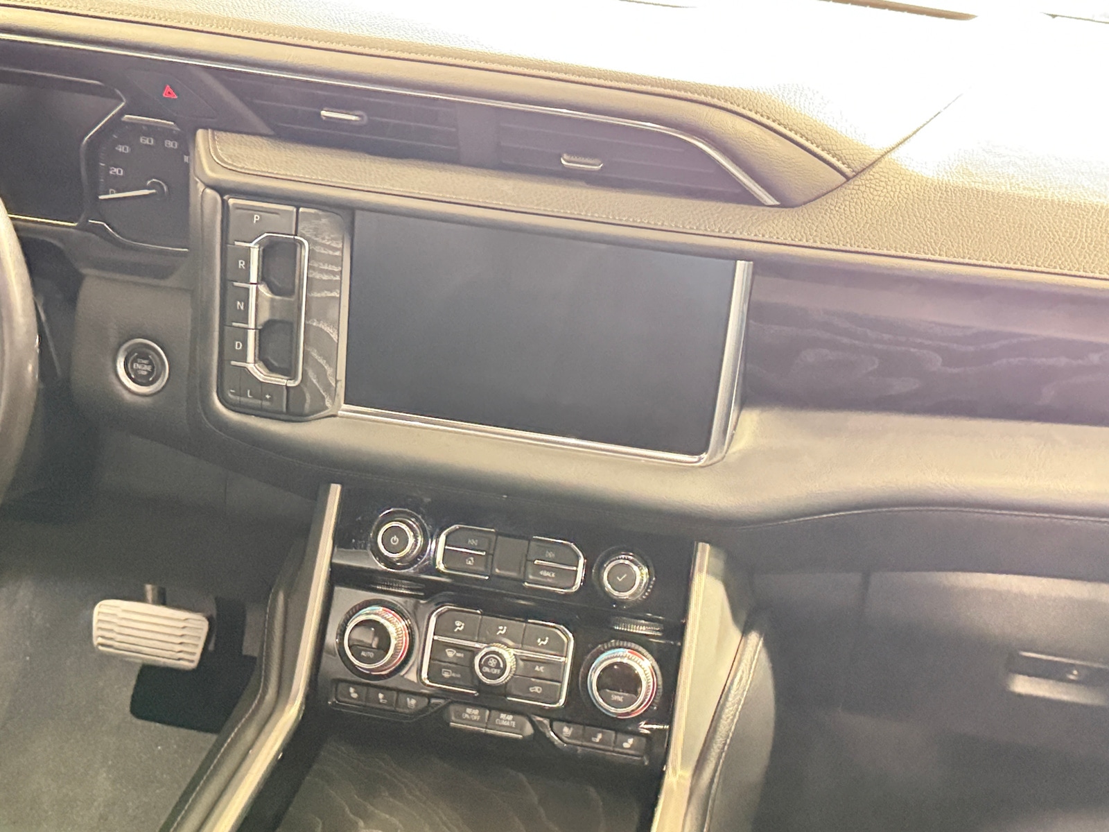 Thumbnail: 2021 GMC Yukon - 3