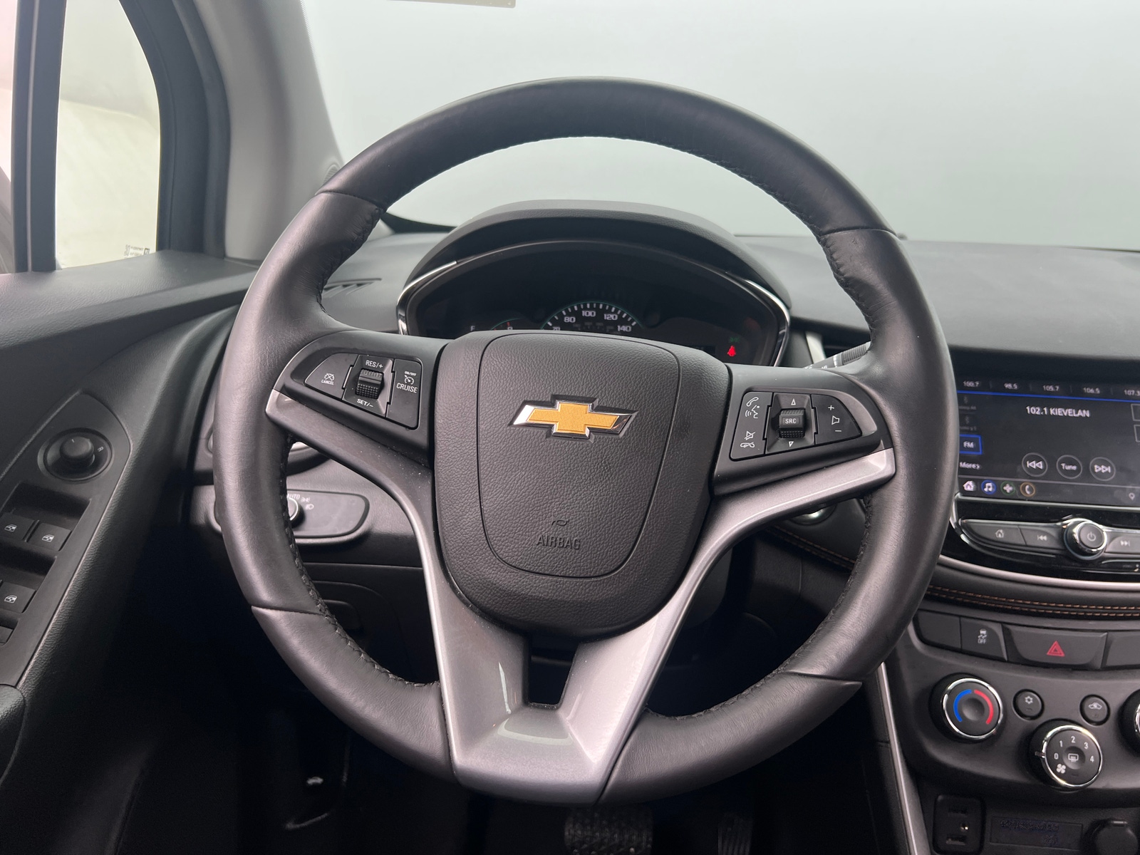 Thumbnail: 2021 Chevrolet Trax - 5