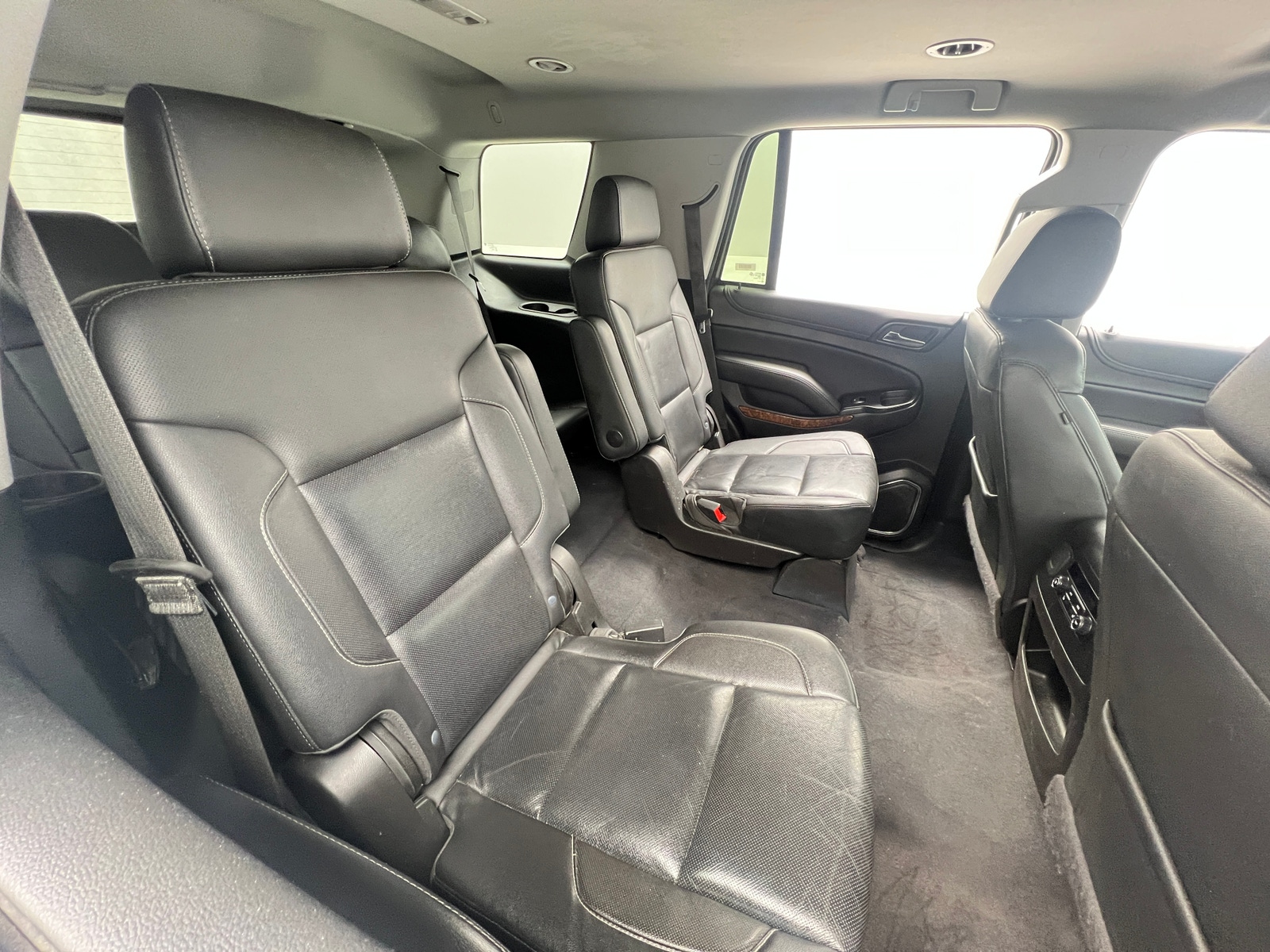 Thumbnail: 2020 Chevrolet Tahoe - 5