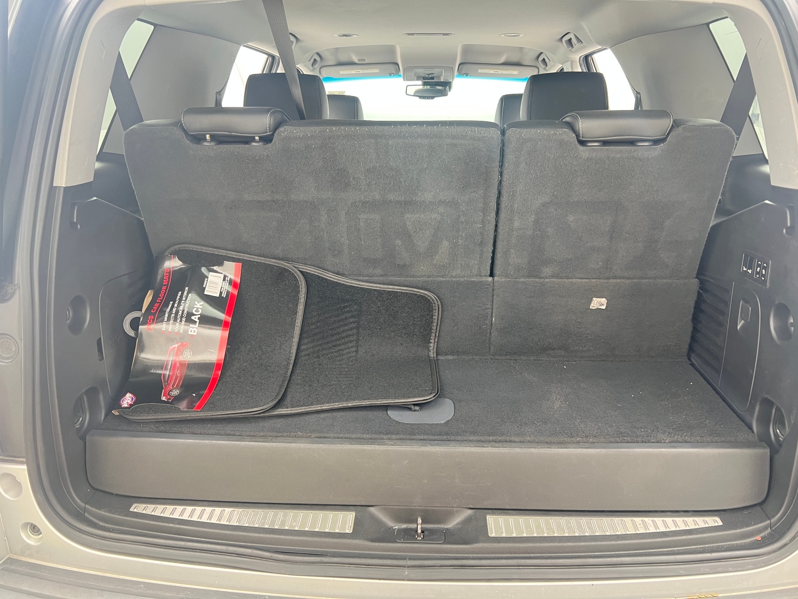 Thumbnail: 2020 Chevrolet Tahoe - 6