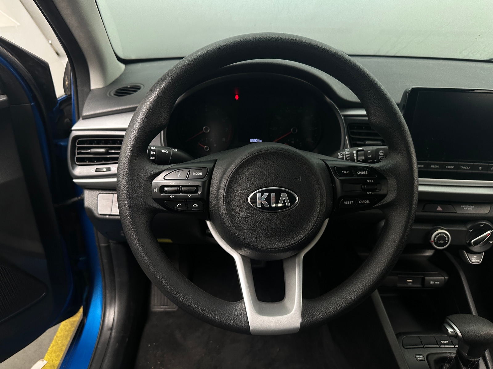 Thumbnail: 2021 Kia Rio - 5