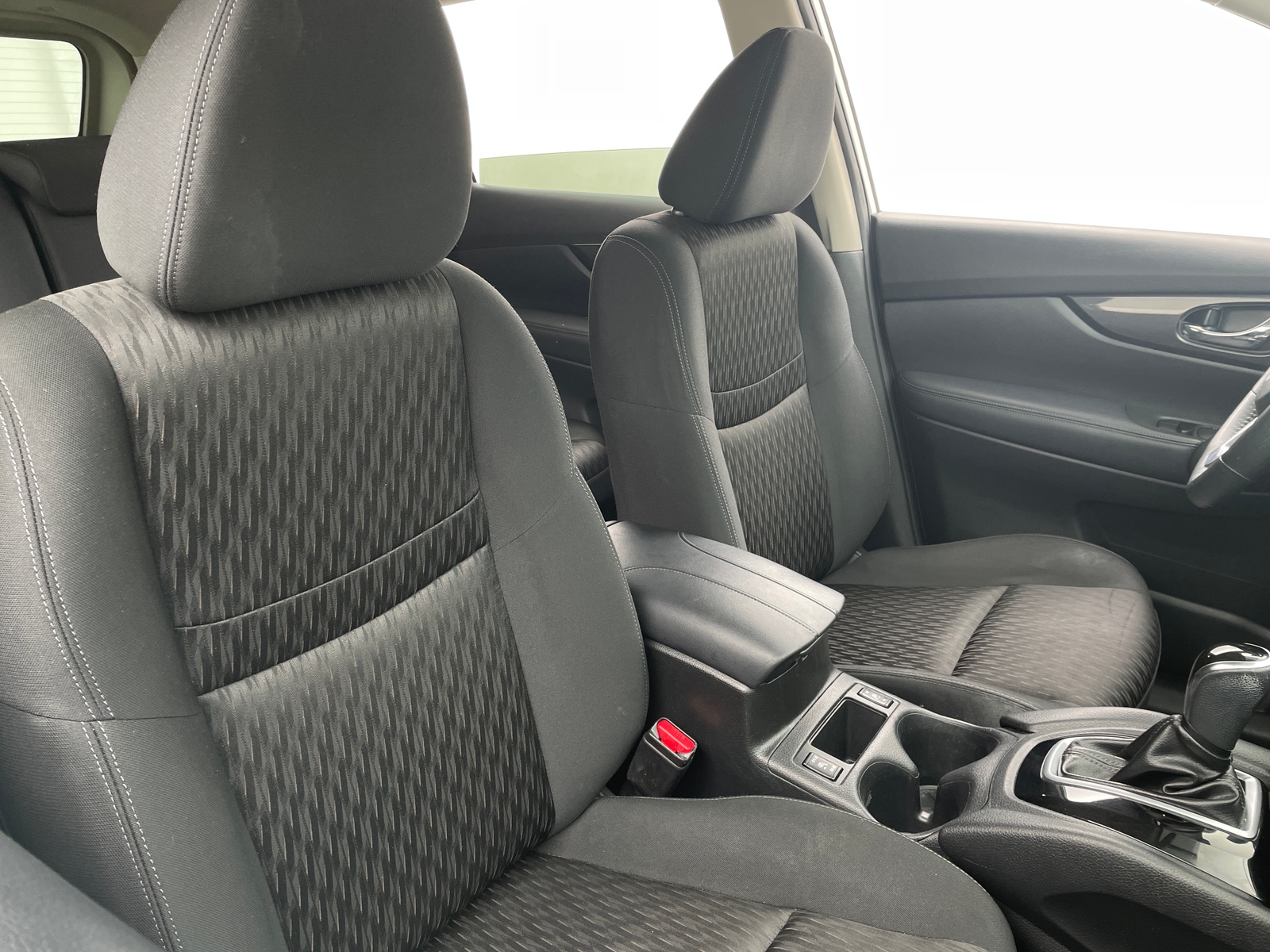 Thumbnail: 2018 Nissan Rogue - 2