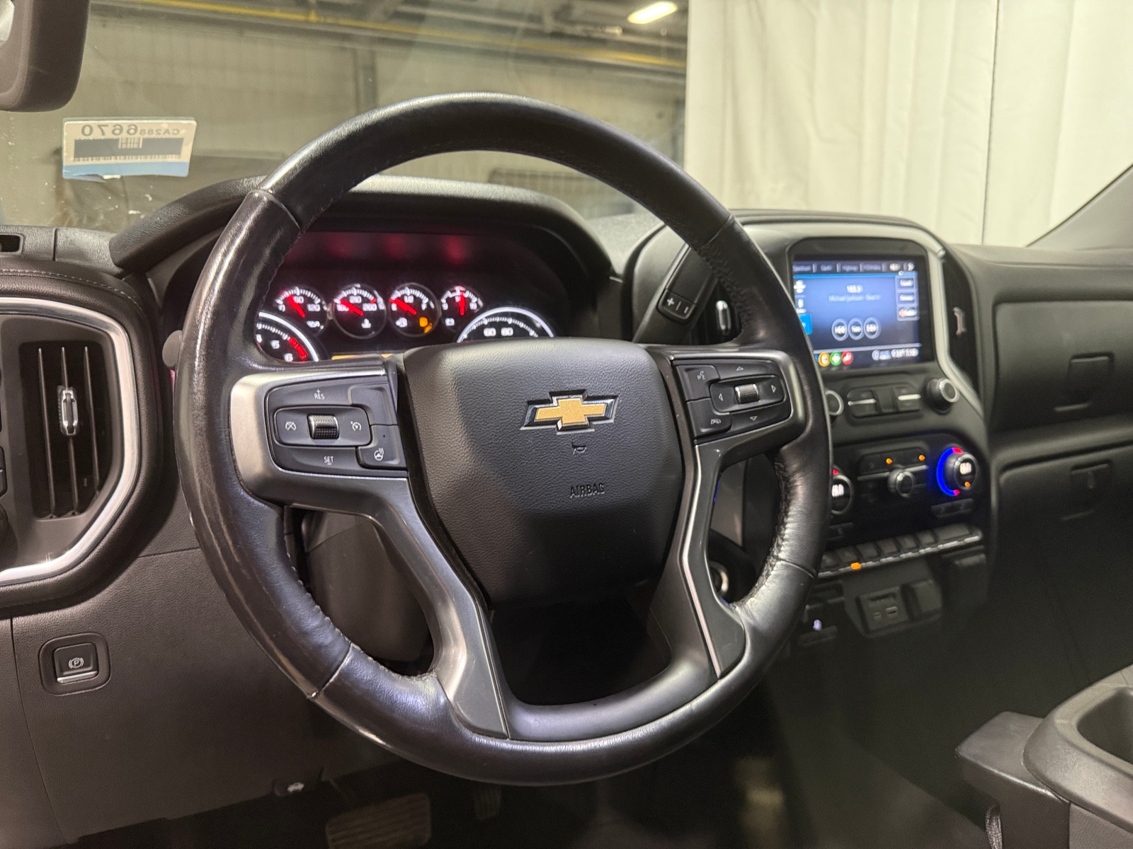 Thumbnail: 2020 Chevrolet Silverado 1500 - 5