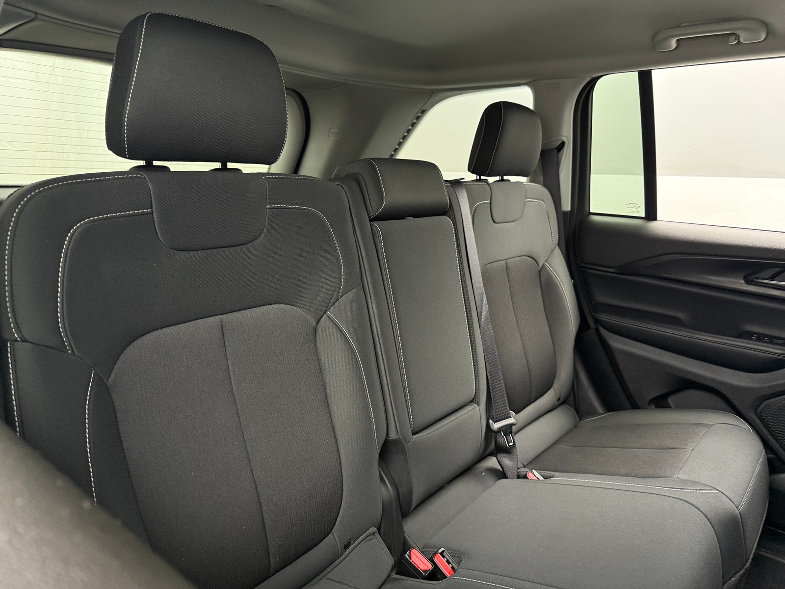 Thumbnail: 2023 Jeep Grand Cherokee - 6