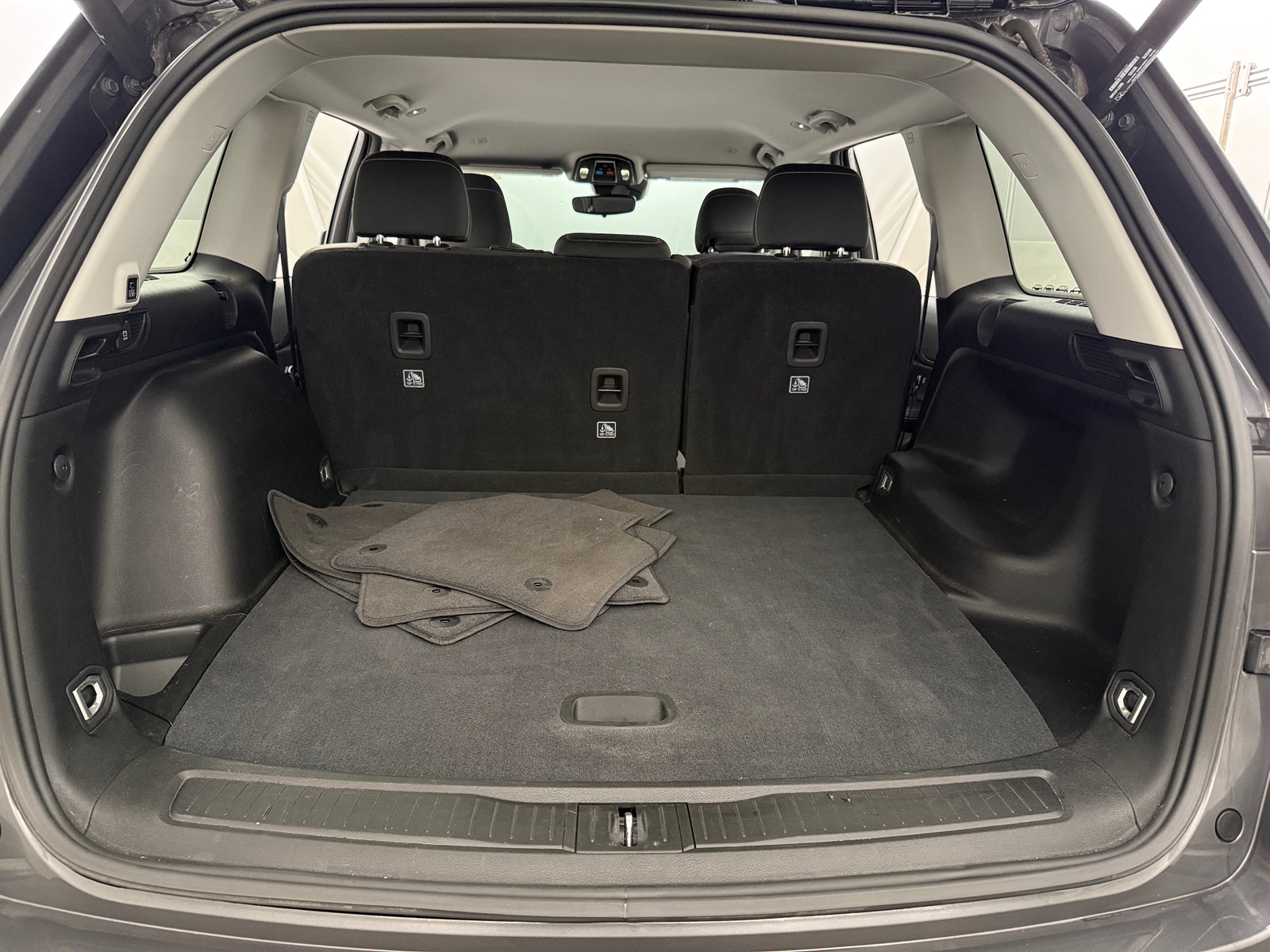 Thumbnail: 2023 Jeep Grand Cherokee - 7