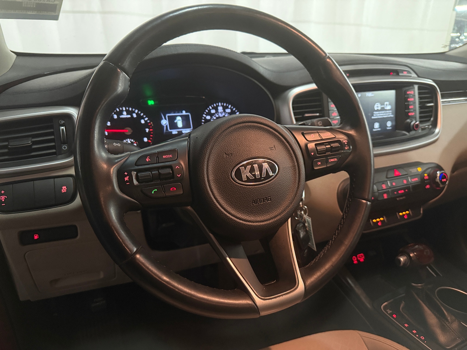 Thumbnail: 2018 Kia Sorento - 5