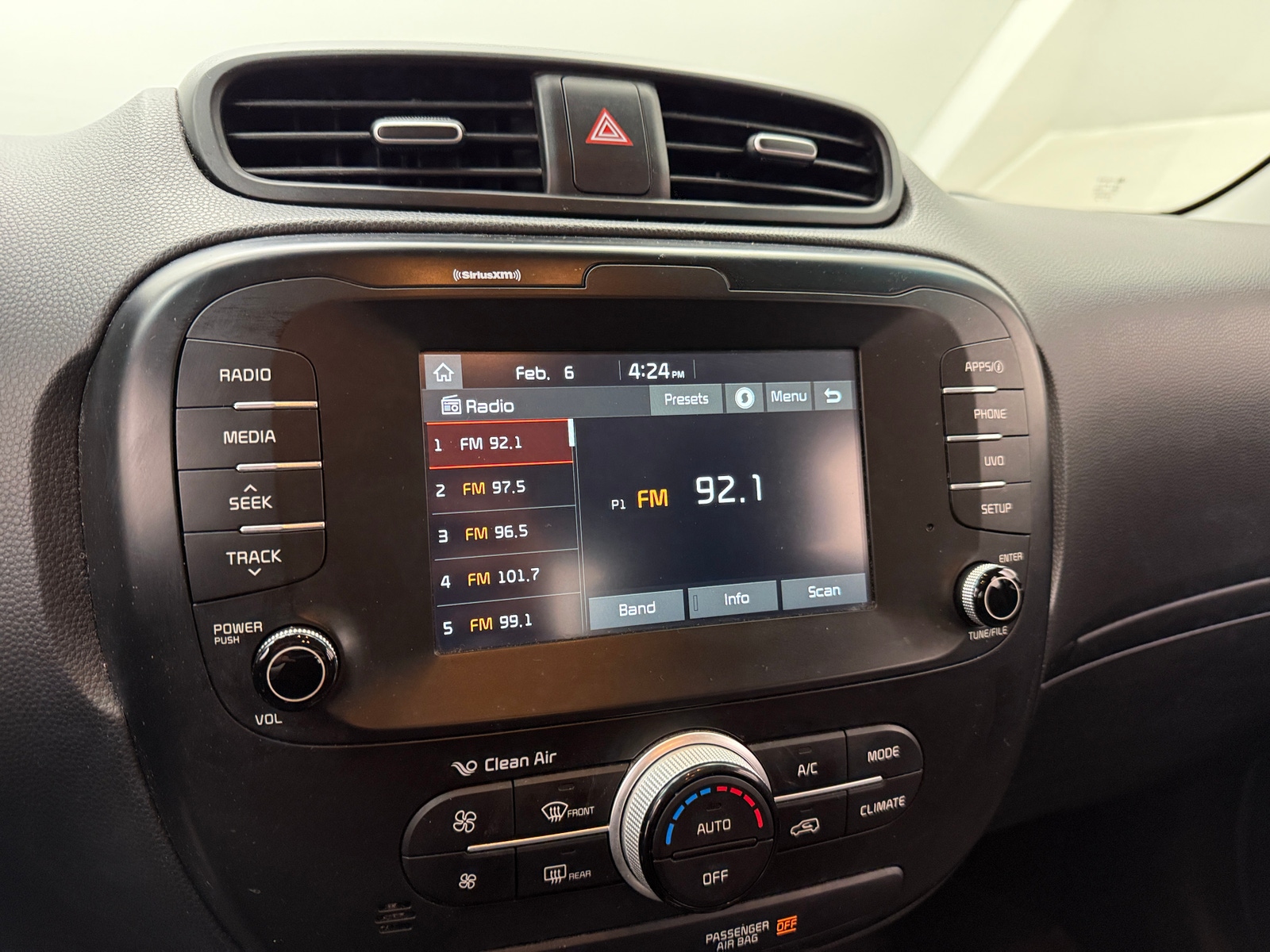 Thumbnail: 2018 Kia Soul - 4