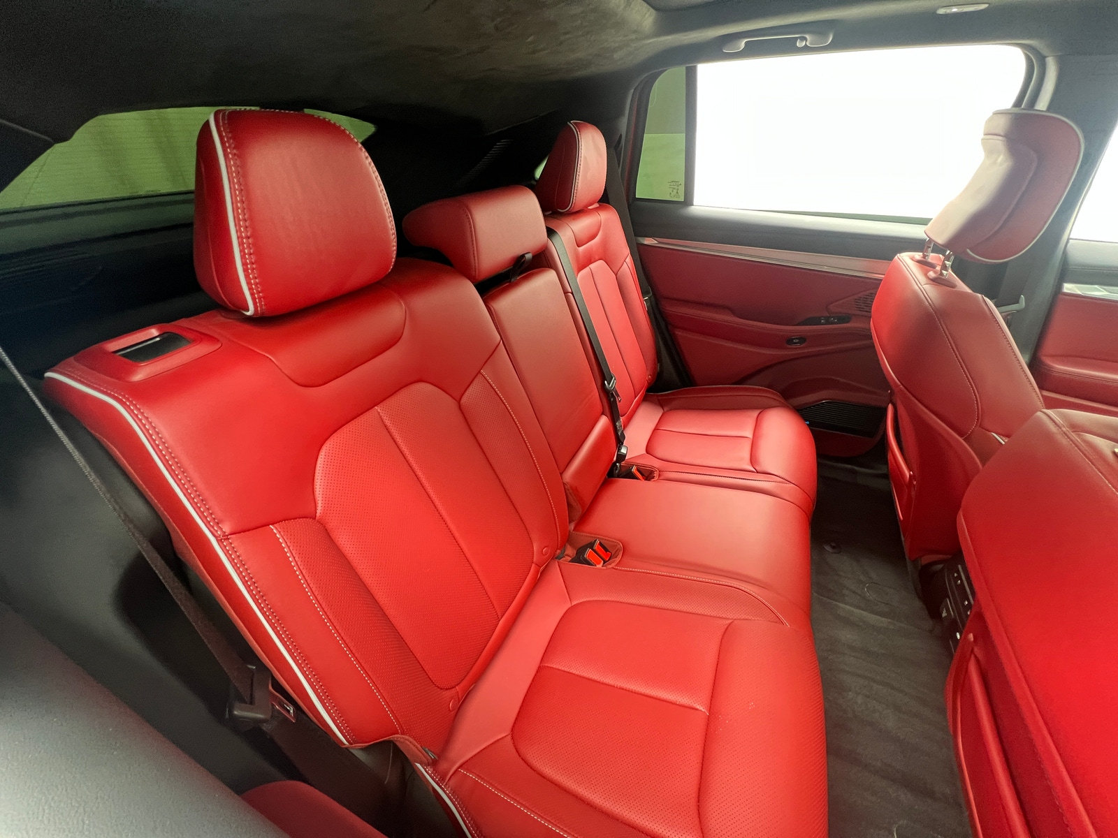 Thumbnail: 2024 Jeep Wagoneer S - 5