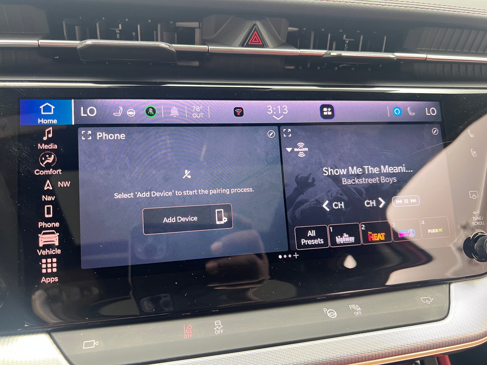 Thumbnail: 2024 Jeep Wagoneer S - 3