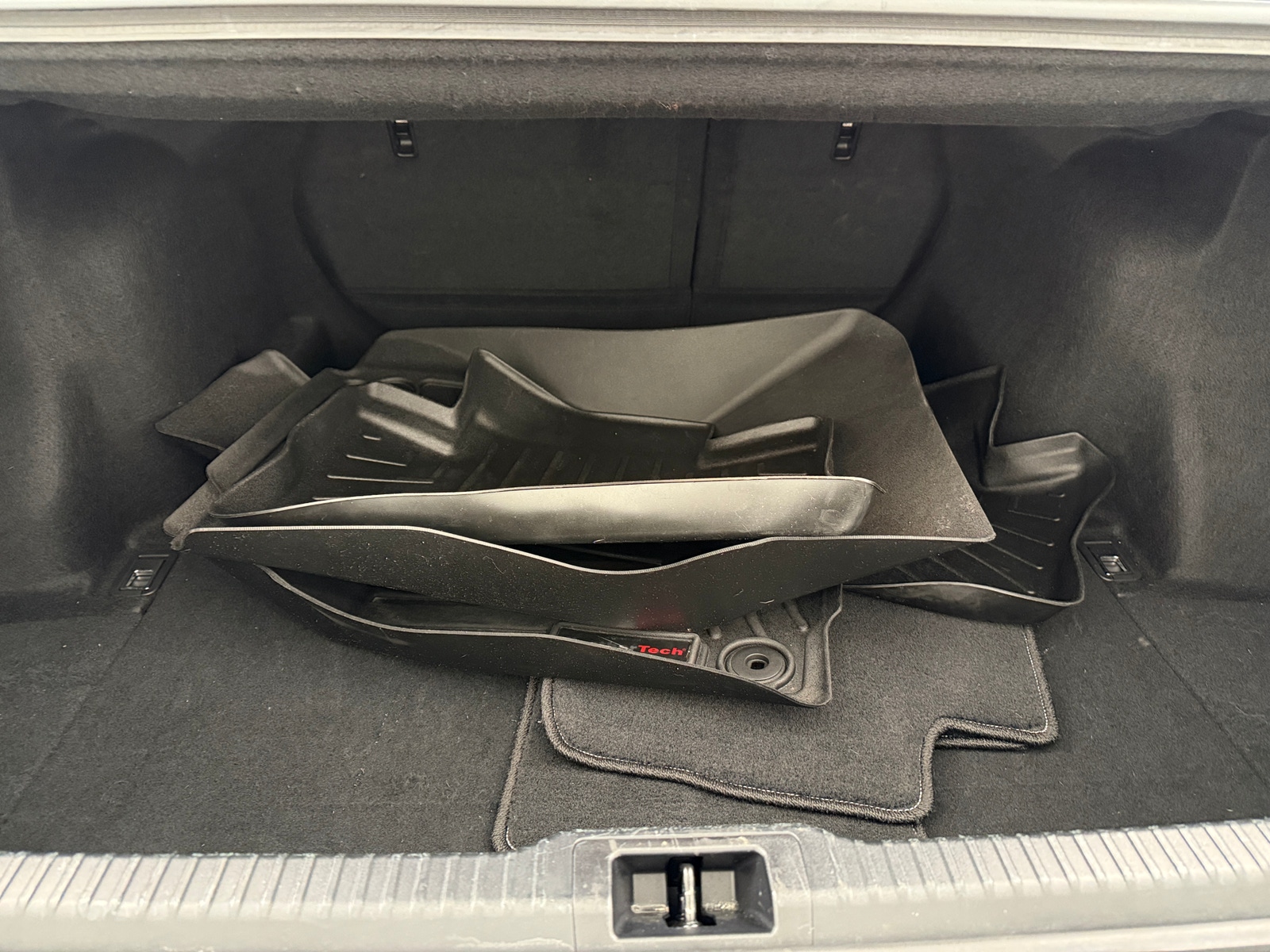 Thumbnail: 2022 Lexus IS - 6