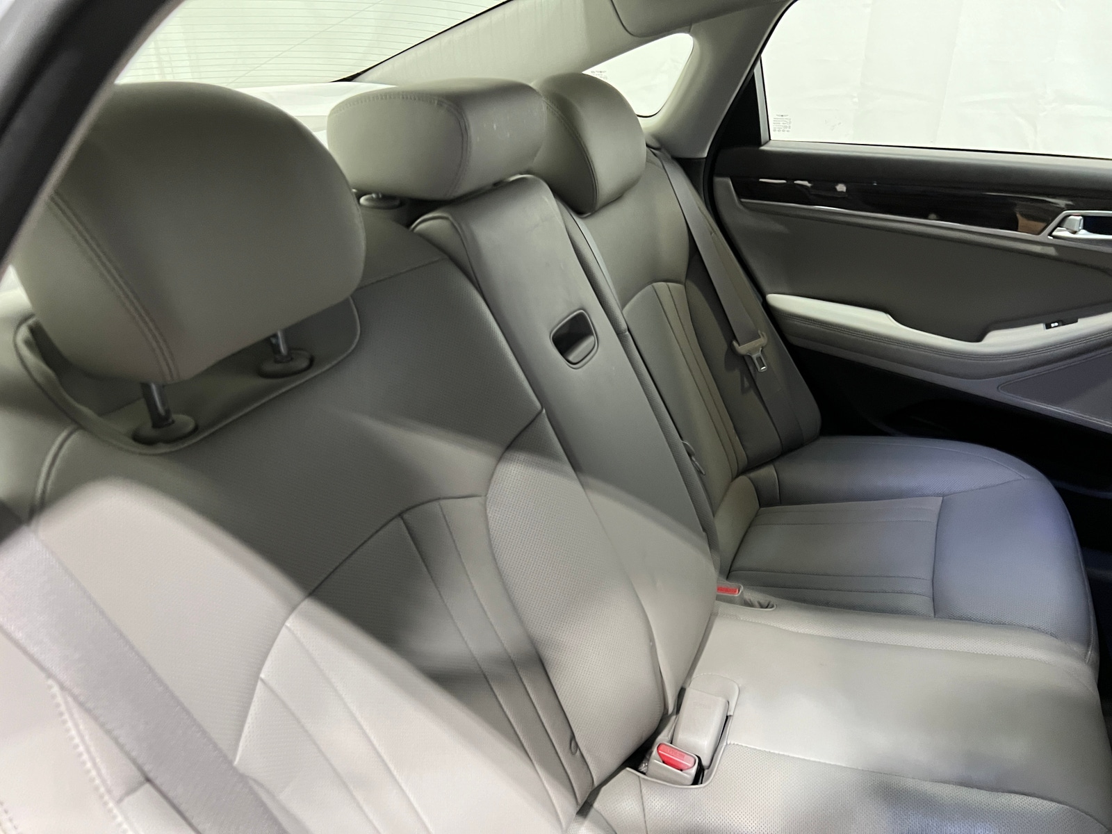 Thumbnail: 2017 Genesis G80 - 5