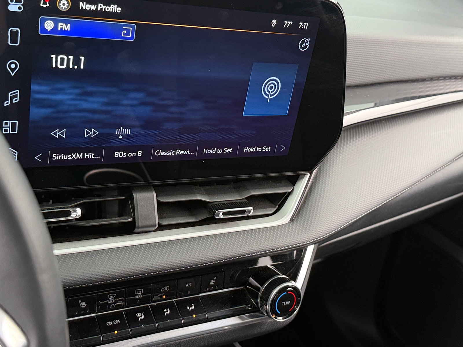 Thumbnail: 2025 Chevrolet Equinox - 4