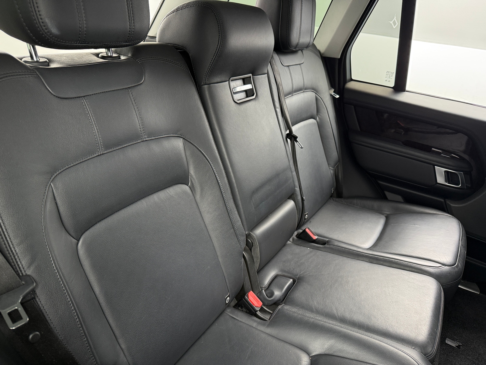 Thumbnail: 2020 Land Rover Range Rover - 5