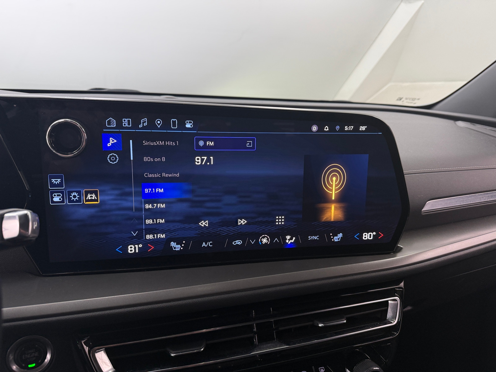 Thumbnail: 2024 Chevrolet Traverse - 4