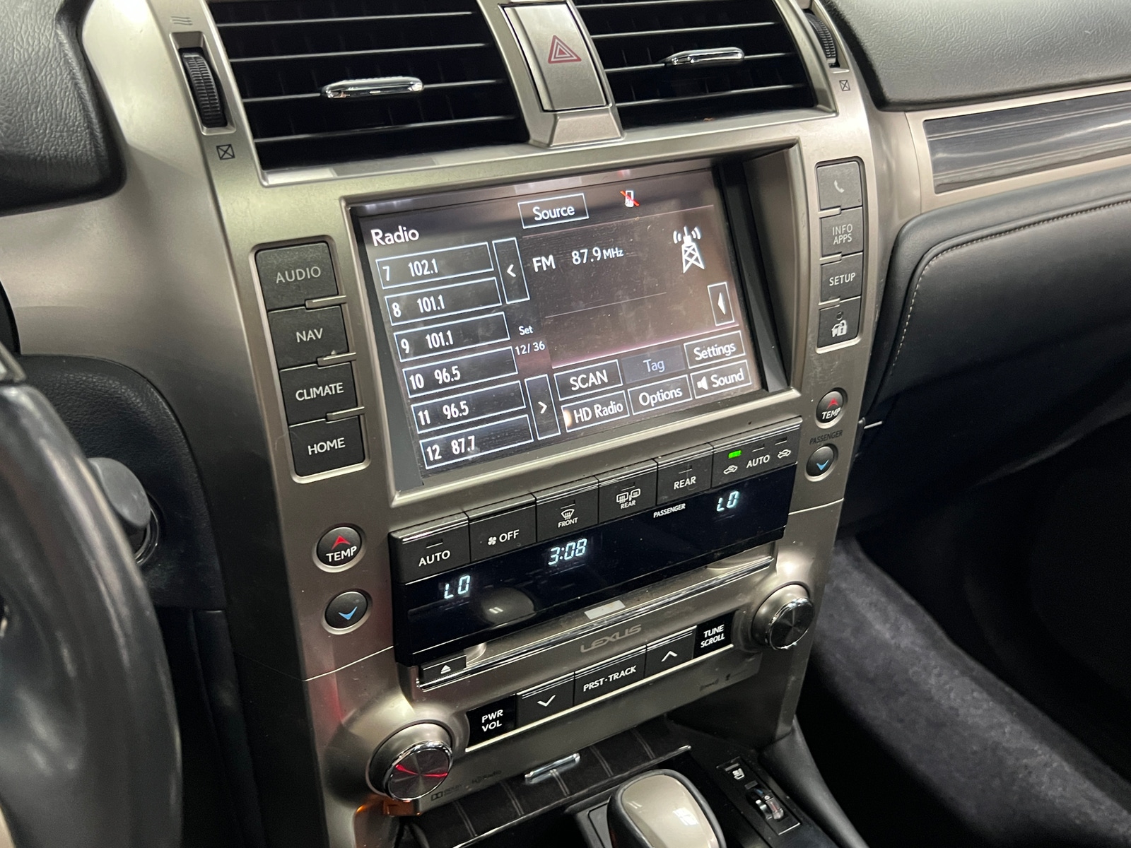 Thumbnail: 2021 Lexus GX - 3