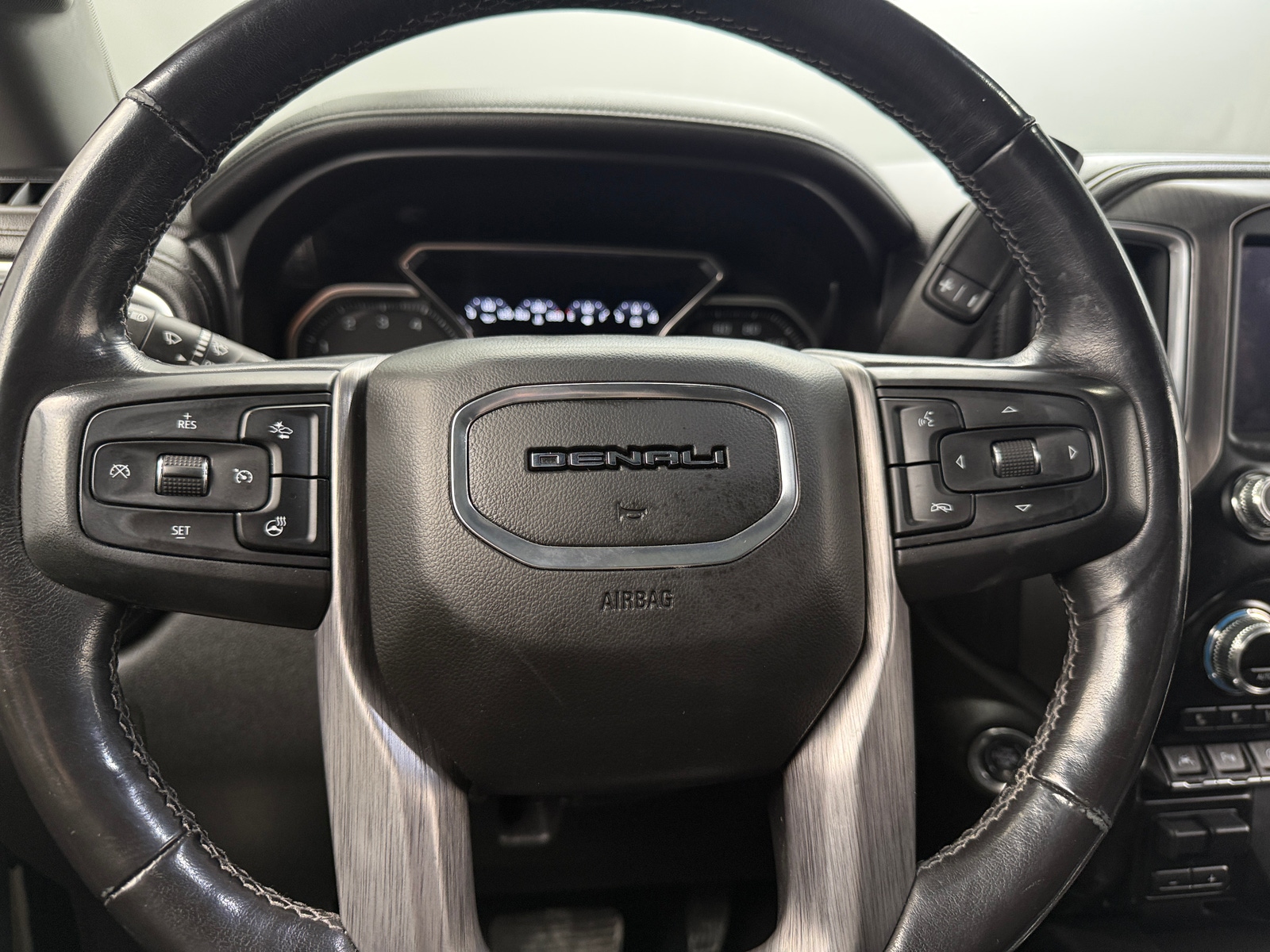 Thumbnail: 2020 GMC Sierra 1500 - 4