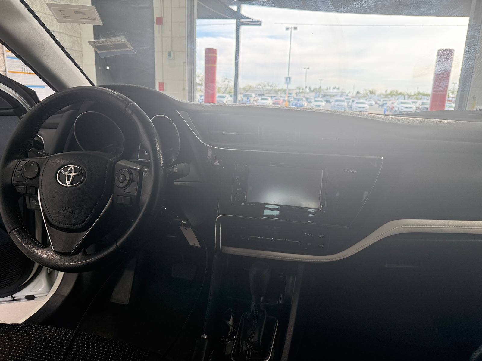 Thumbnail: 2017 Toyota Corolla iM - 3