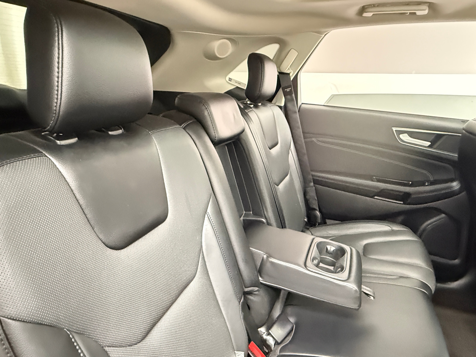 Thumbnail: 2018 Ford Edge - 5