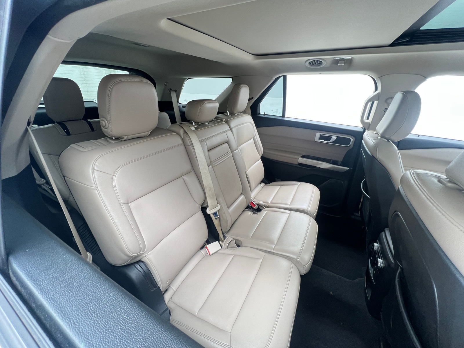 Thumbnail: 2020 Ford Explorer - 6